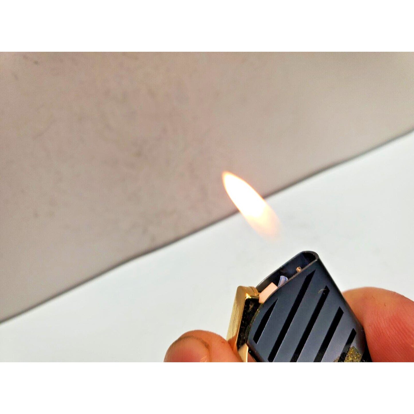 NOS Working Vintage BATTAT Gray Tone Lighter 6388/34