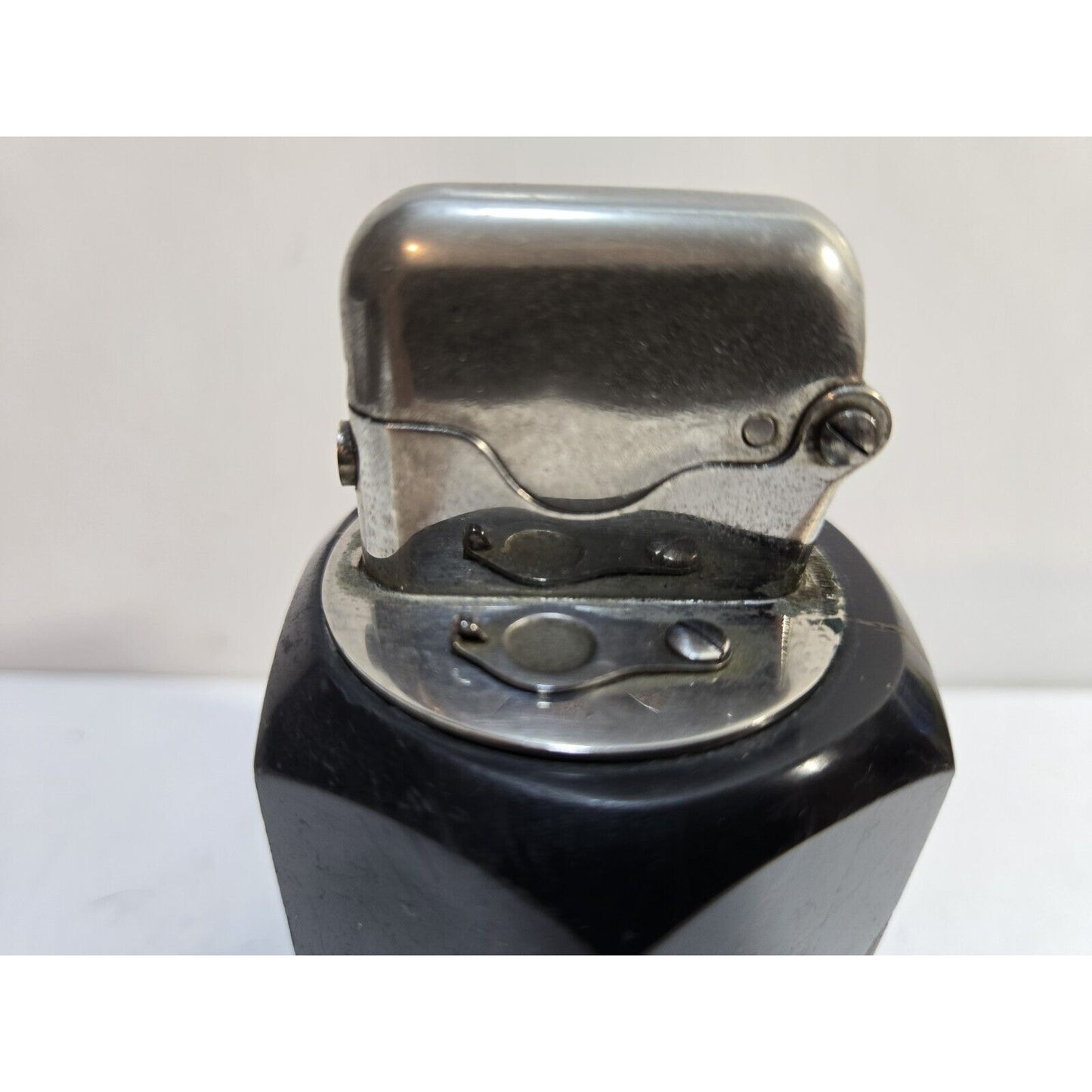 Working Vintage Thorens Black Marble Base Table Lighter Single Claw 6805/40