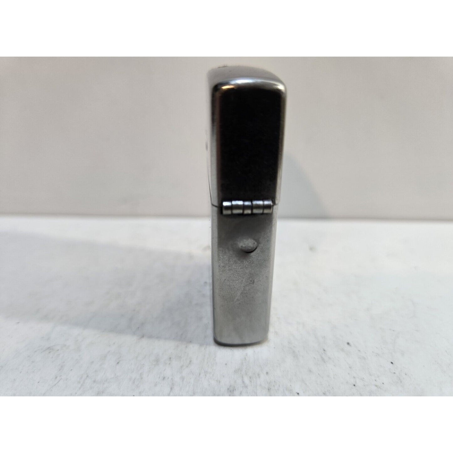 VINTAGE WORKING 2019 ZIPPO LIGHTER SILVER 7214/33