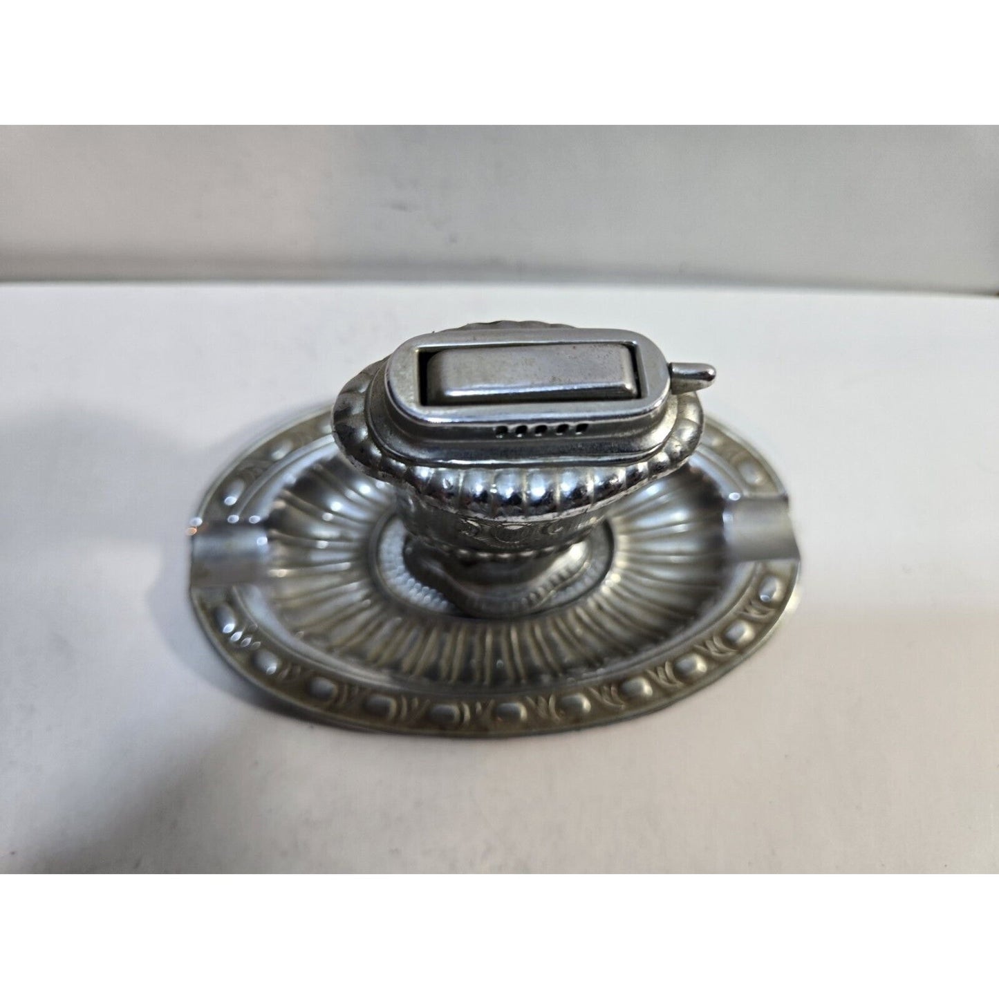 Working Vintage Table Lighter & Ashtray Set / Occupied Japan 7610/40