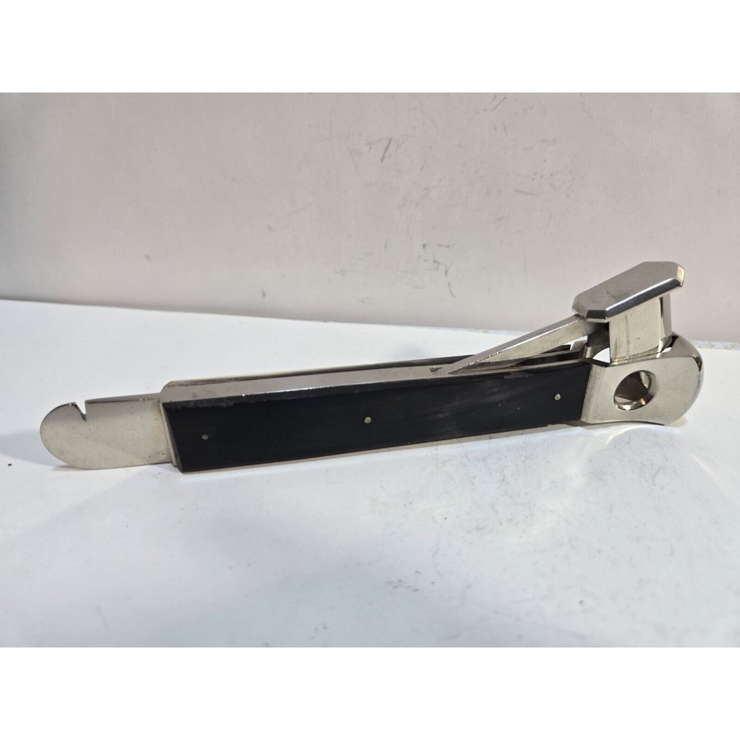 Vintage Working German Donatus Solingen Silver Tone Cigar Cutter 6863/6