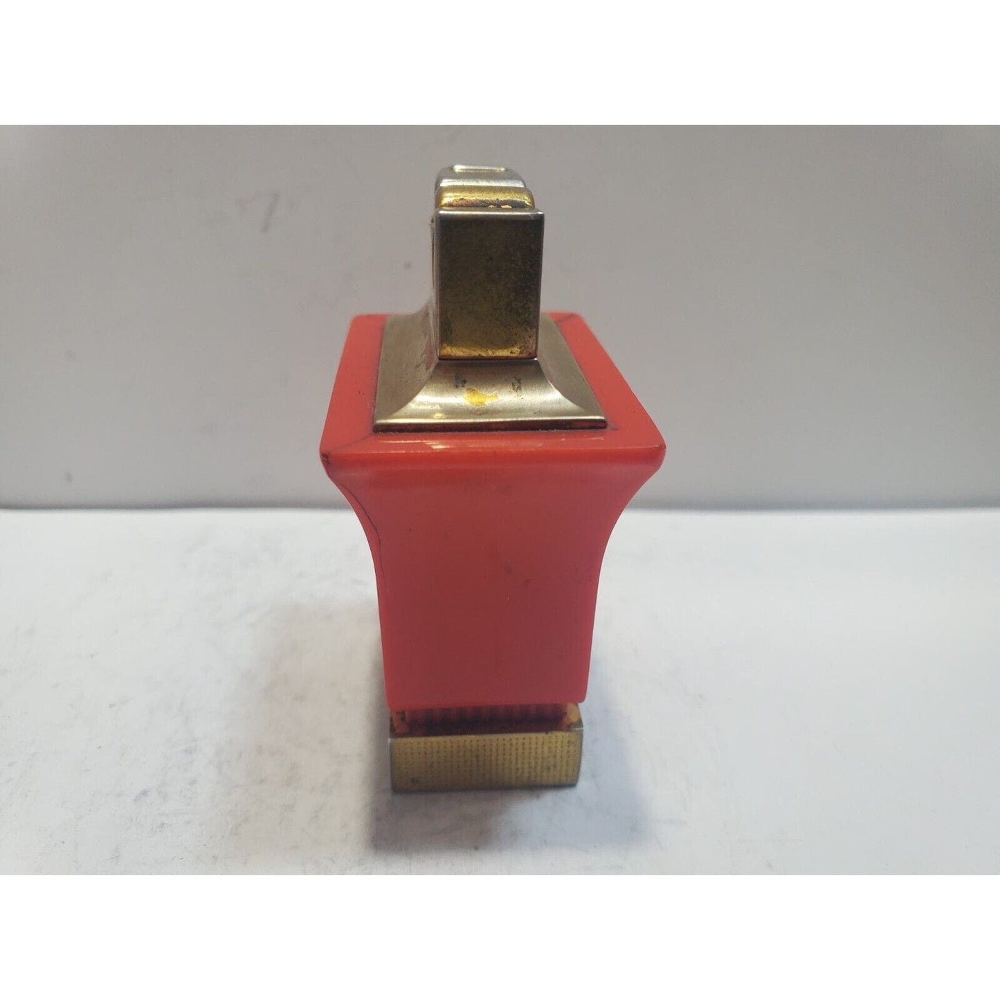 Vintage Working ASR Pagoda Table Lighter Made In USA 6653/22