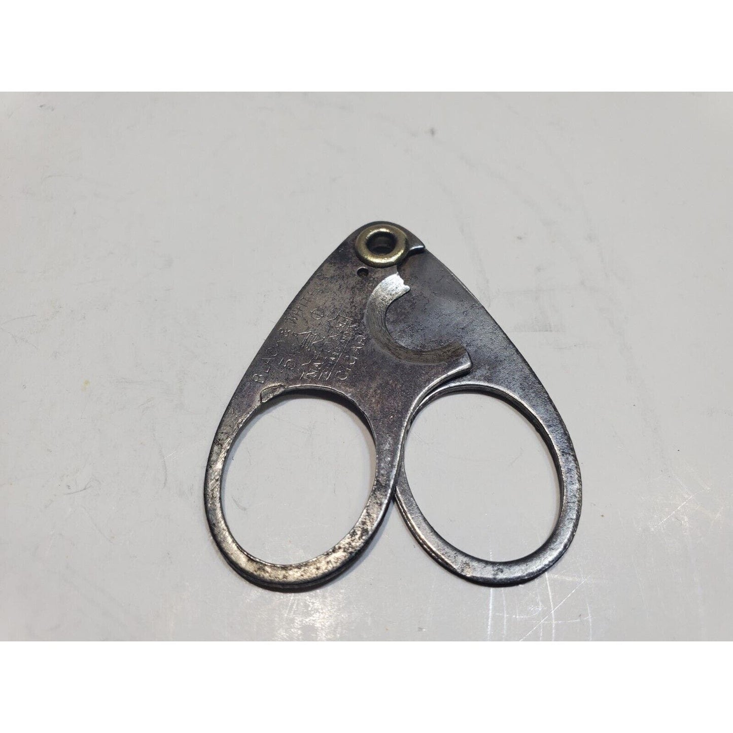 NATIONAL 5 cent CIGAR Black & White POCKET CIGAR CUTTER 6344/6