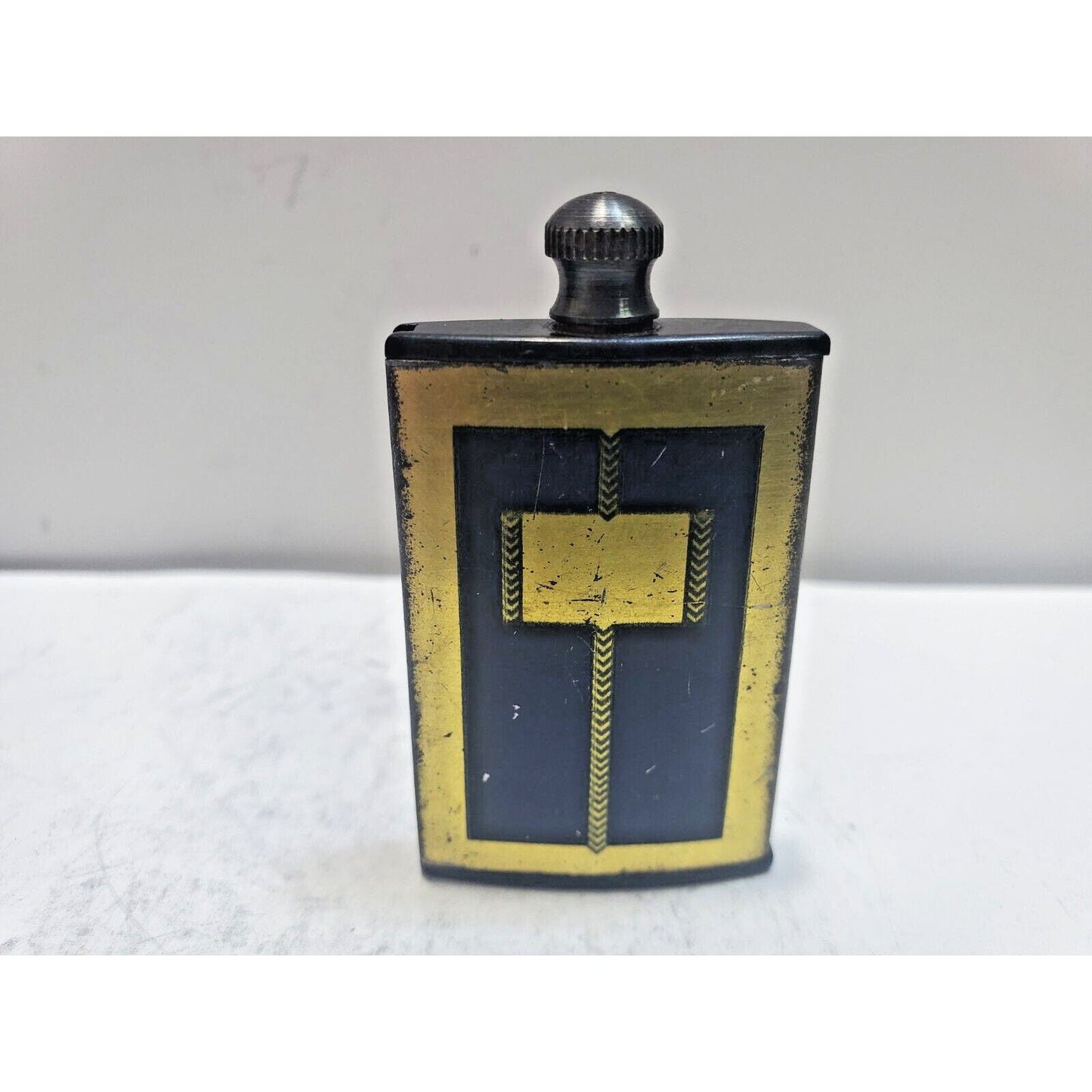 Vintage Match King Gold and Black Art Deco Permanent Match Lighter 6637/31
