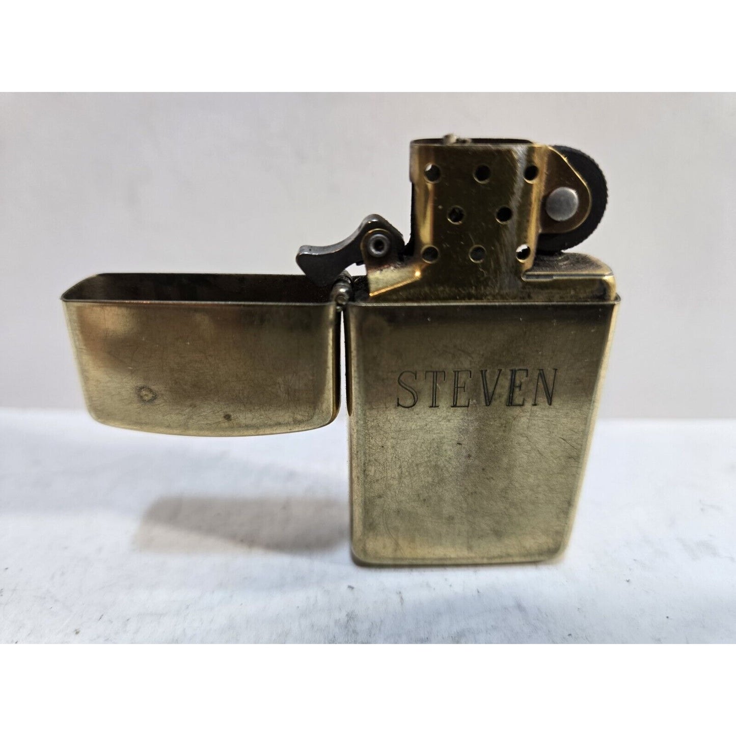 Vintage Working Zippo Brass Lighter 7379/33
