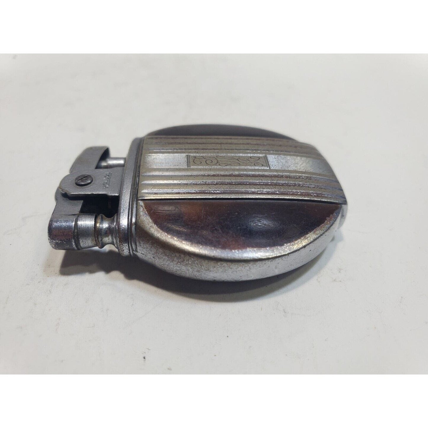 Working Vintage REGENT Ronson Round Enamel Lighter / Rondette Model 6444/26