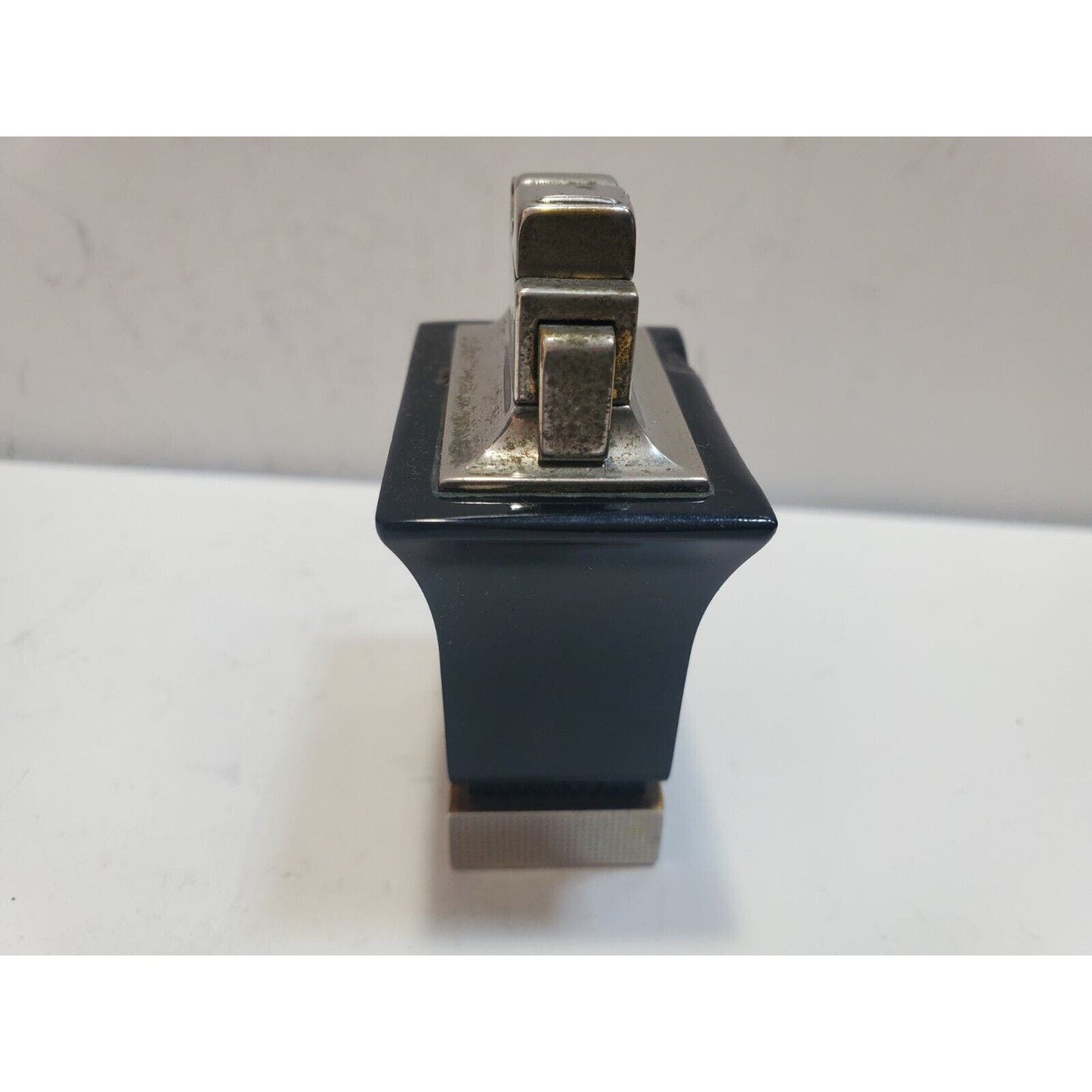 Working Vintage ASR Pagoda Table Black & Silver Lighter Made In USA 6314/22