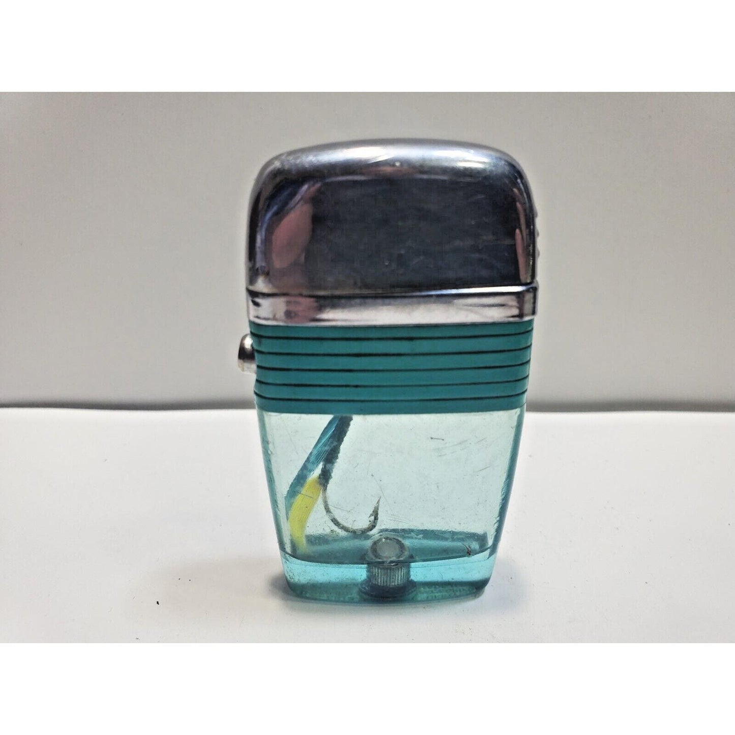 Working Vintage Scripto Vu Lighter Fly Fishing Hook Lure 6535/29