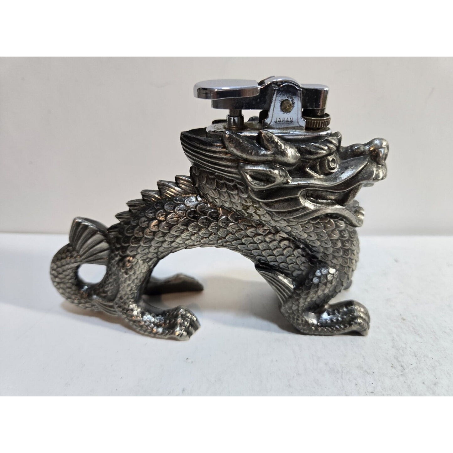 Vintage Working Dragon Table Lighter Comoys Of London Japan 7318/40