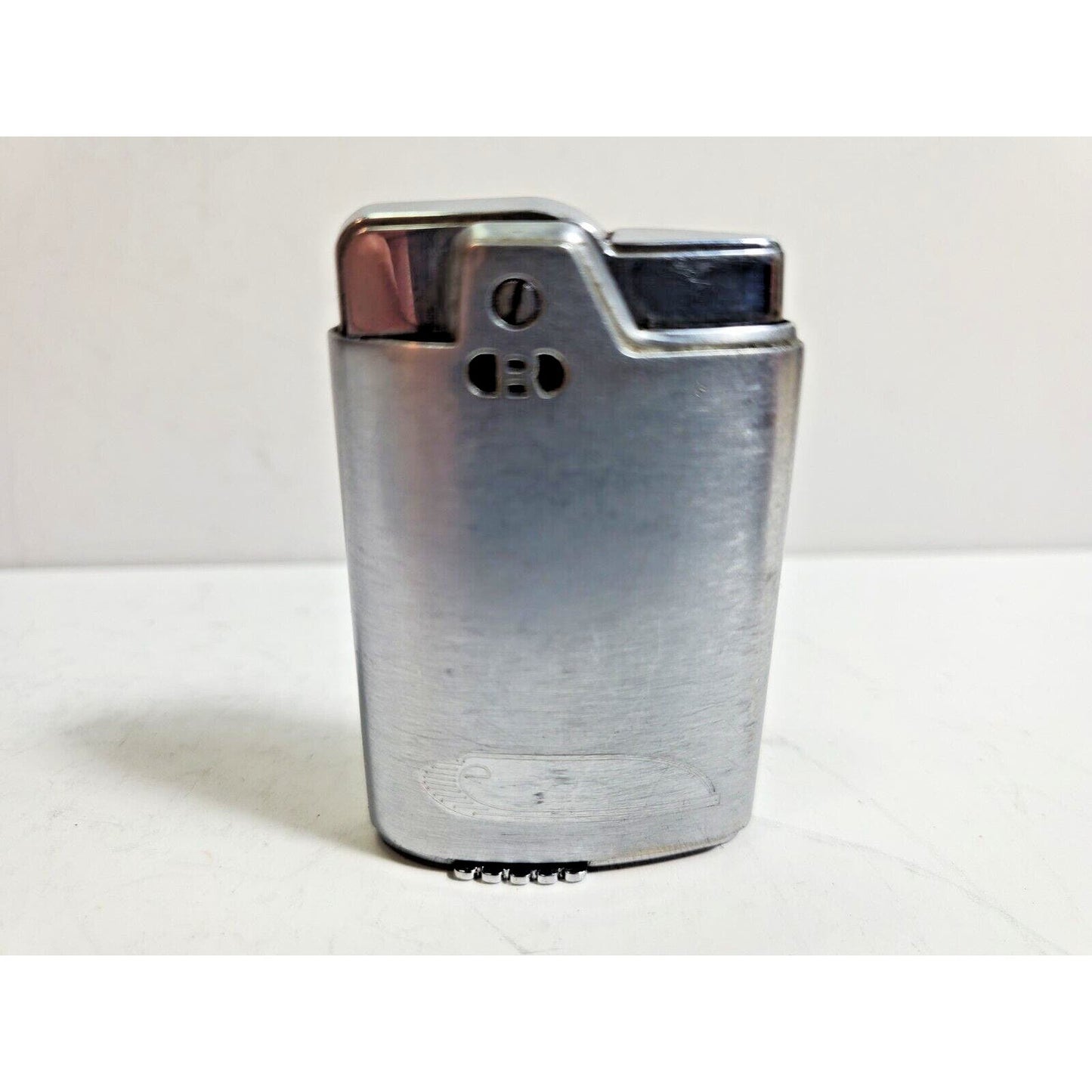 Vintage Working Ronson Capri Lighter Silver 5892/26