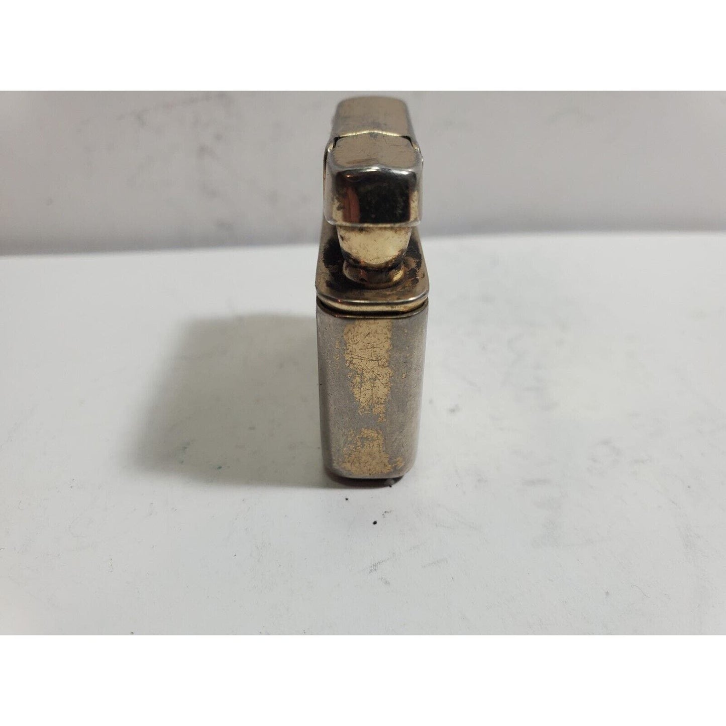 Working Vintage KREISLER LIGHTER MADE IN USA PATENT PENDING, Gold Tone 5944/36