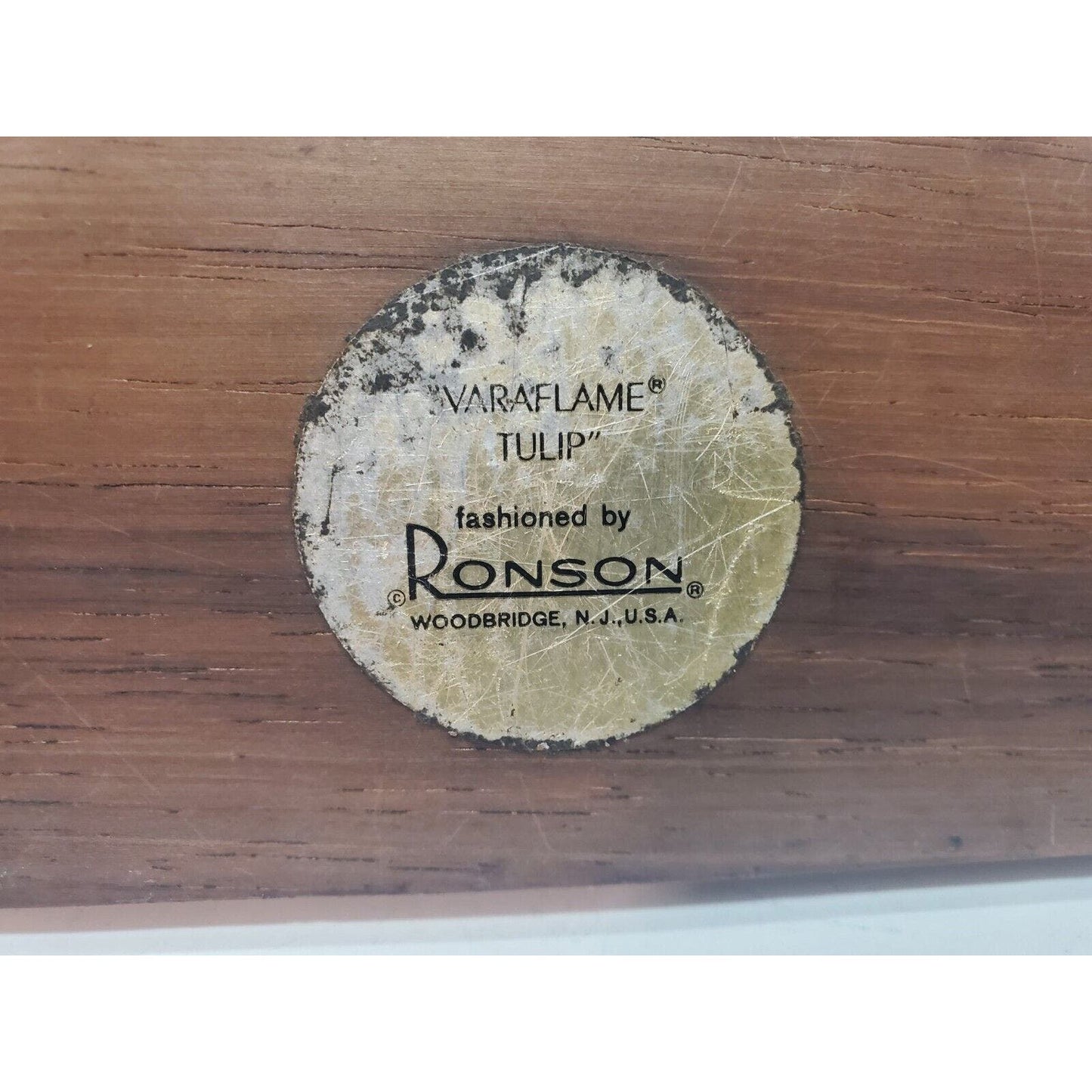 Vintage Ronson Tulip Gold Tone & Cream Varaflame Lighter, Walnut Base 6195/13