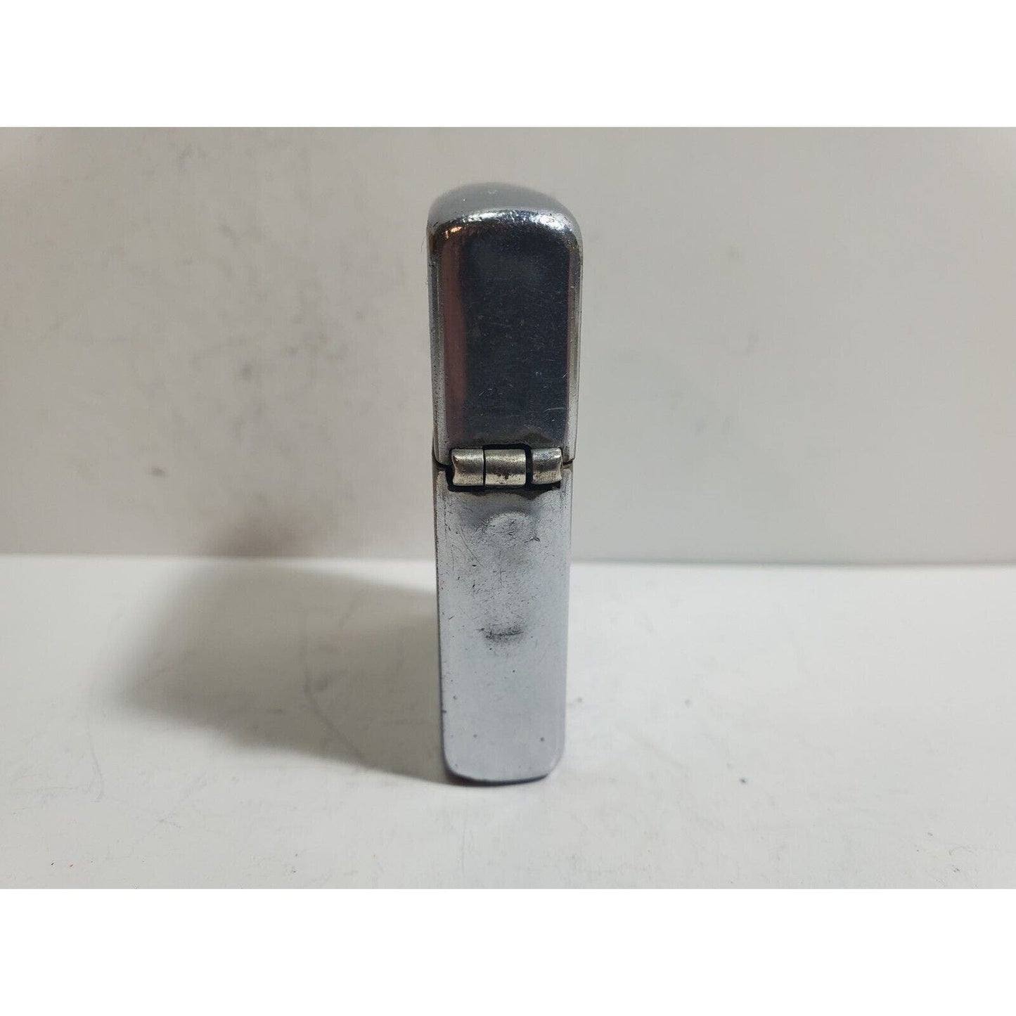 Vintage "Lockheed Aircraft" Logo Zippo Lighter Pat # 2042695 3 Barrel Hinge