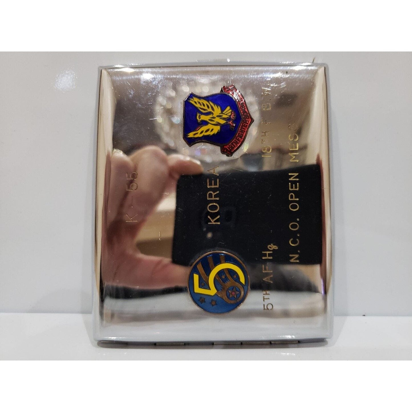 Vintage United States Air Force USAF 5th AFH, 18th F. B. W. INSIGNIA Eamel Case