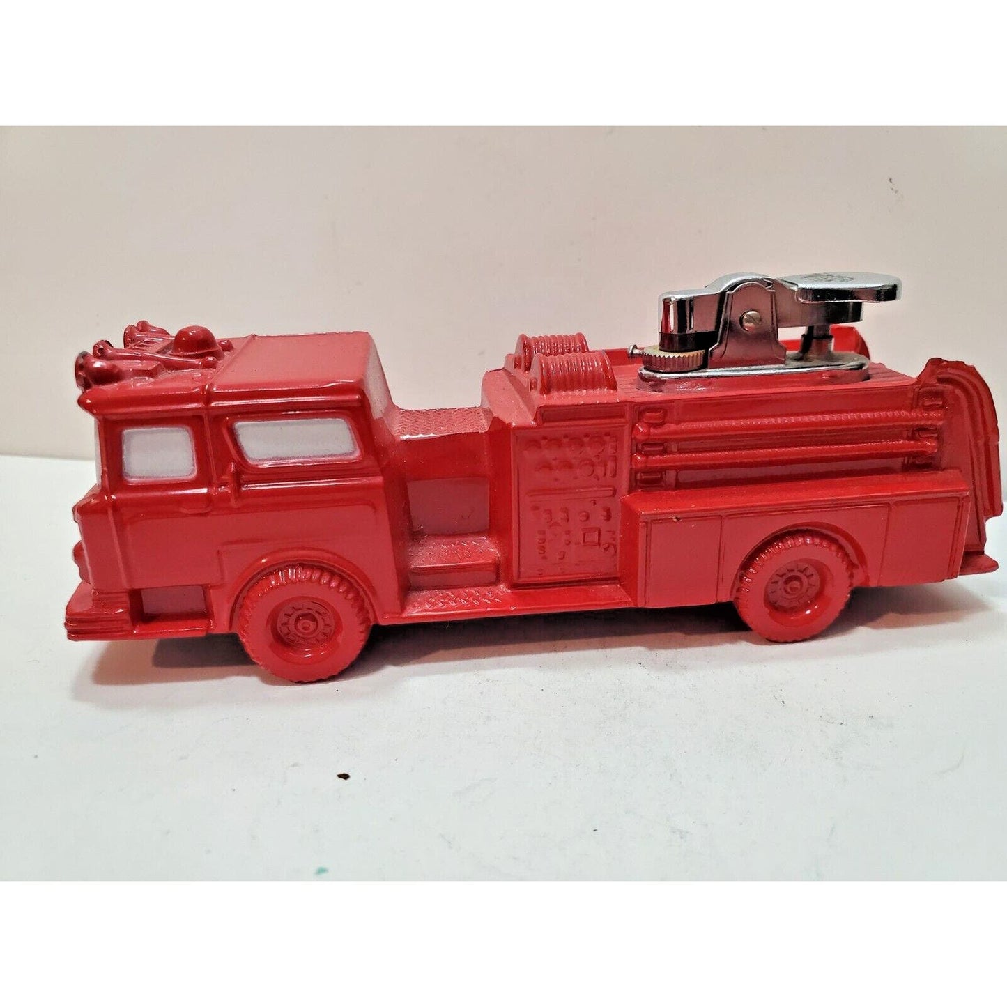Working Vintage Fire Truck LIGHTER Red MODEL 6" 6245/48