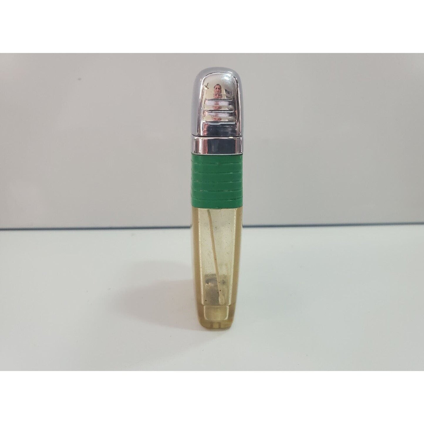 Vintage Working Scripto VU Lighter "REDI RAIN" LOGO ADVERTISING, GREEN 4407/29