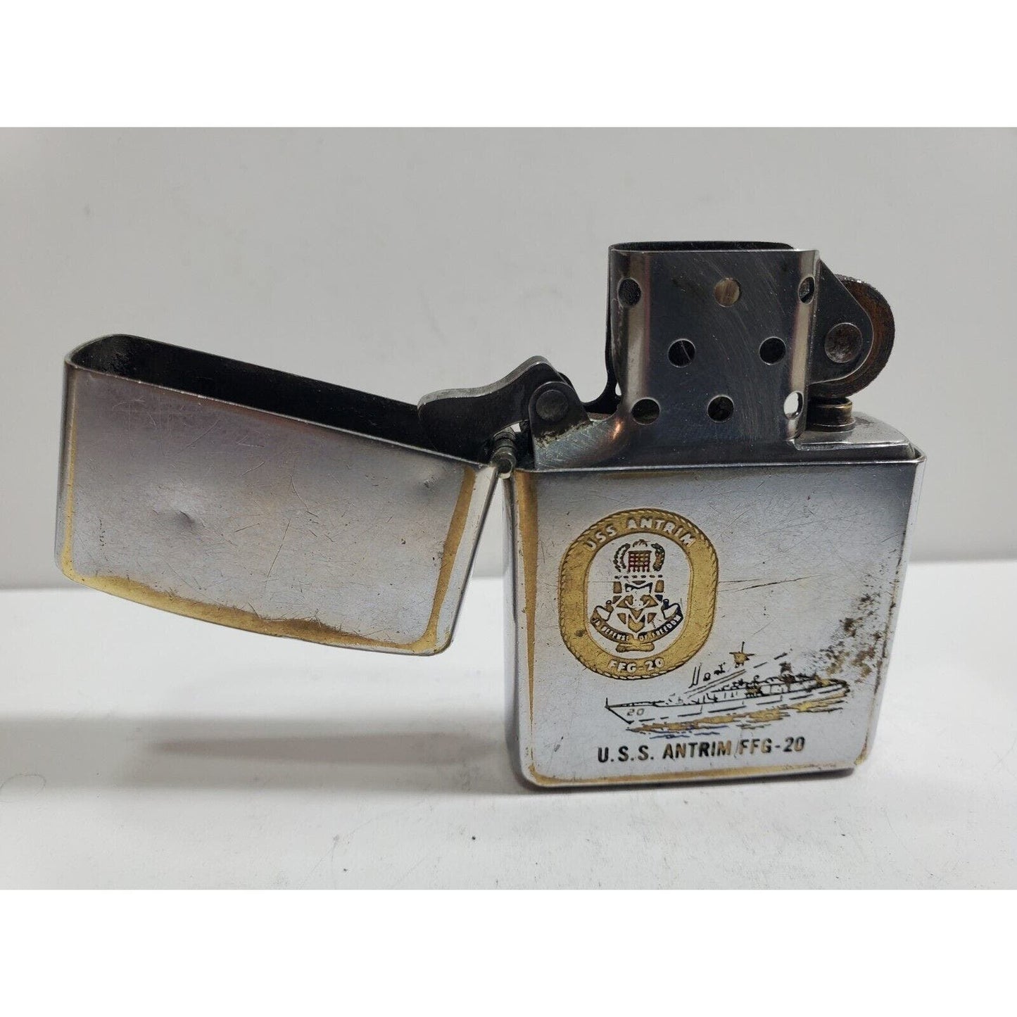 Working Vintage Zippo USS Antrim FFG-20 VIII 1992 5846/33