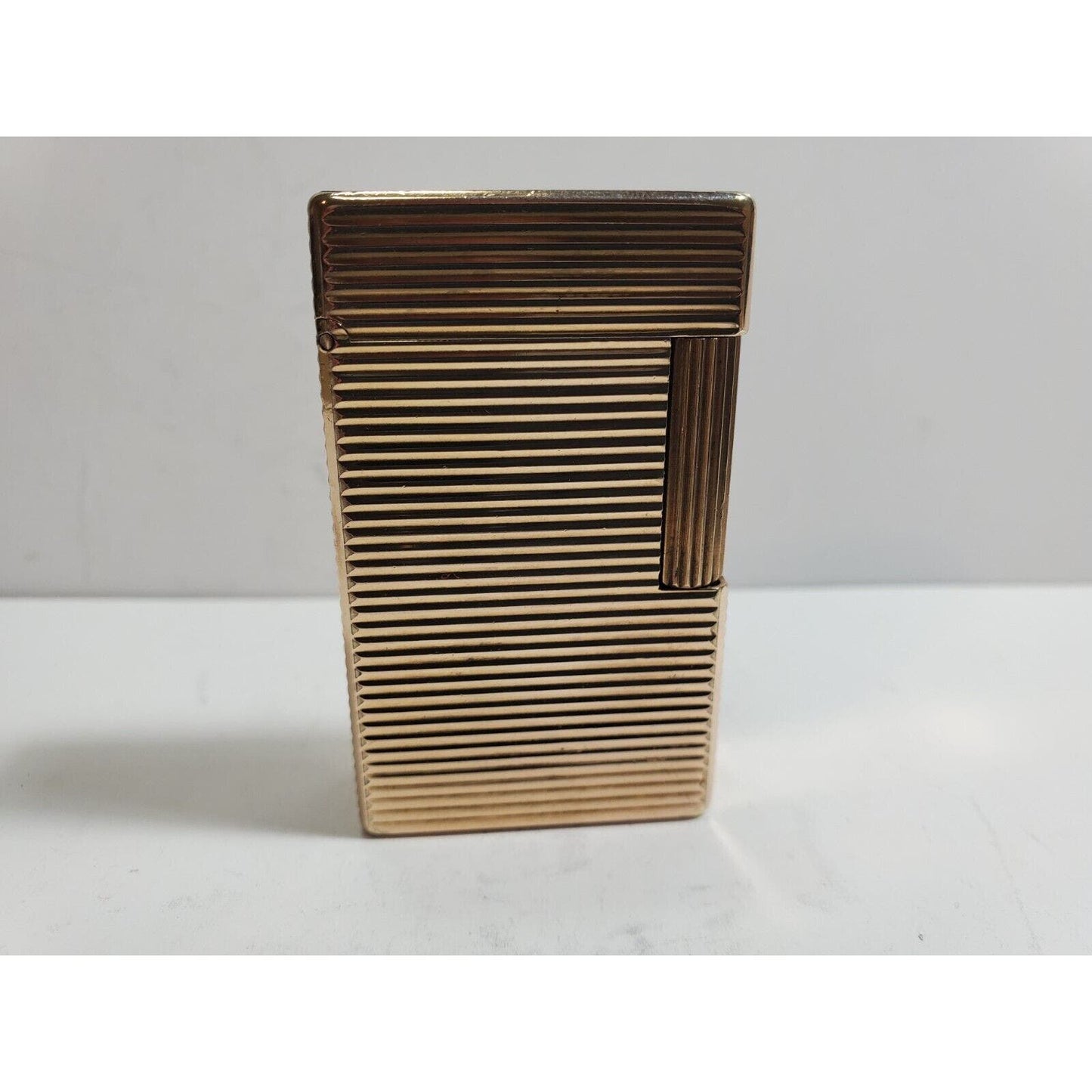 ST Dupont Lighter Line 1 Large- Paris, France- Gold-Plated 20 microns 5768/37