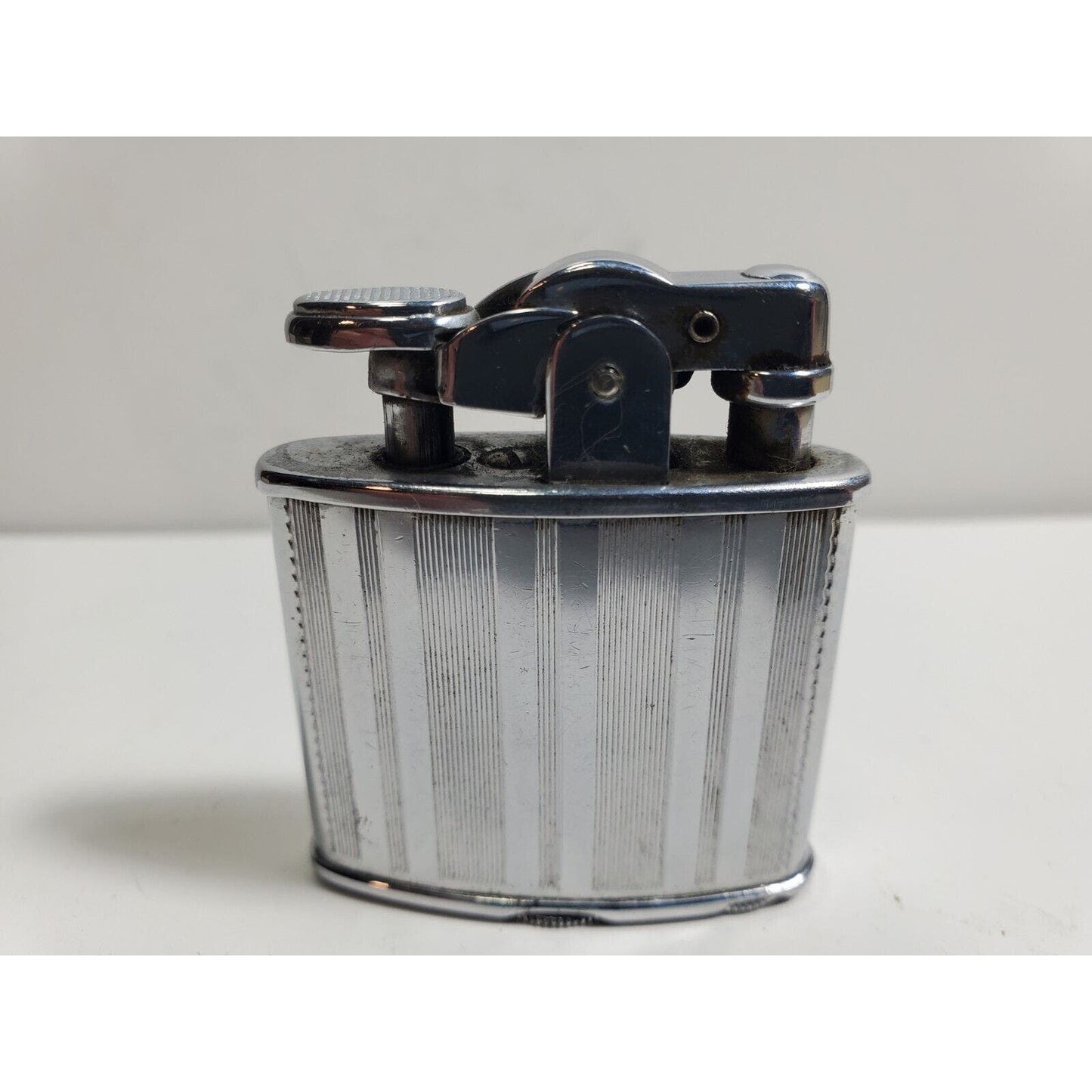 Working Vintage Ronson Art Metal Works Art Deco De-Light Silver Lighter. RARE