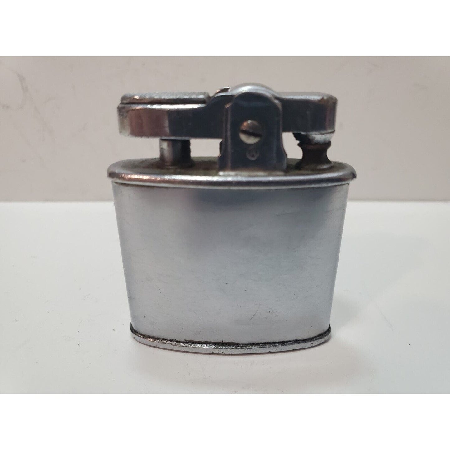 Vintage Working Ronson Standard Silver Tone Lighter 6100/26