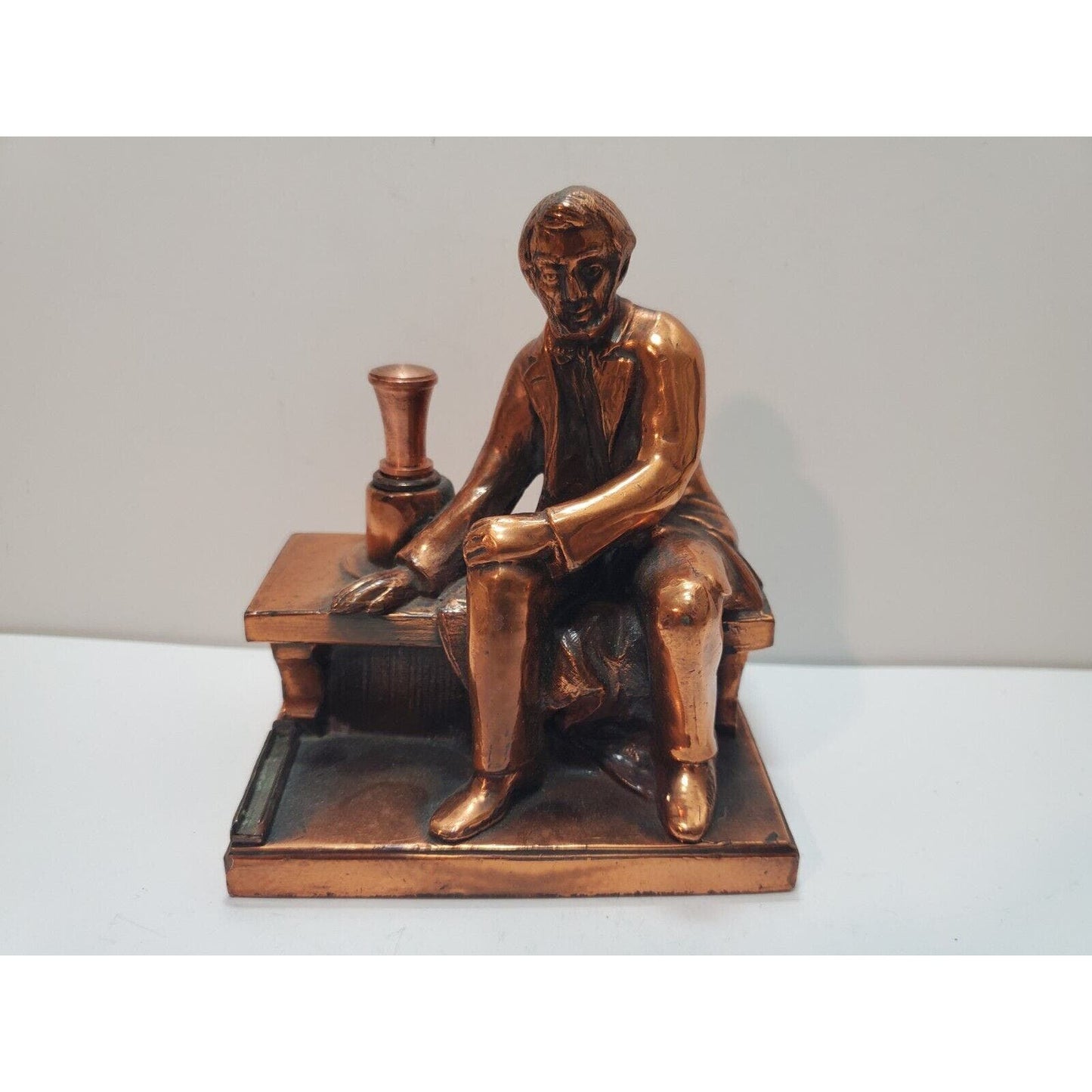 Vintage Ronson Art Metal Works Abraham Lincoln Striker Lighter 6150/13