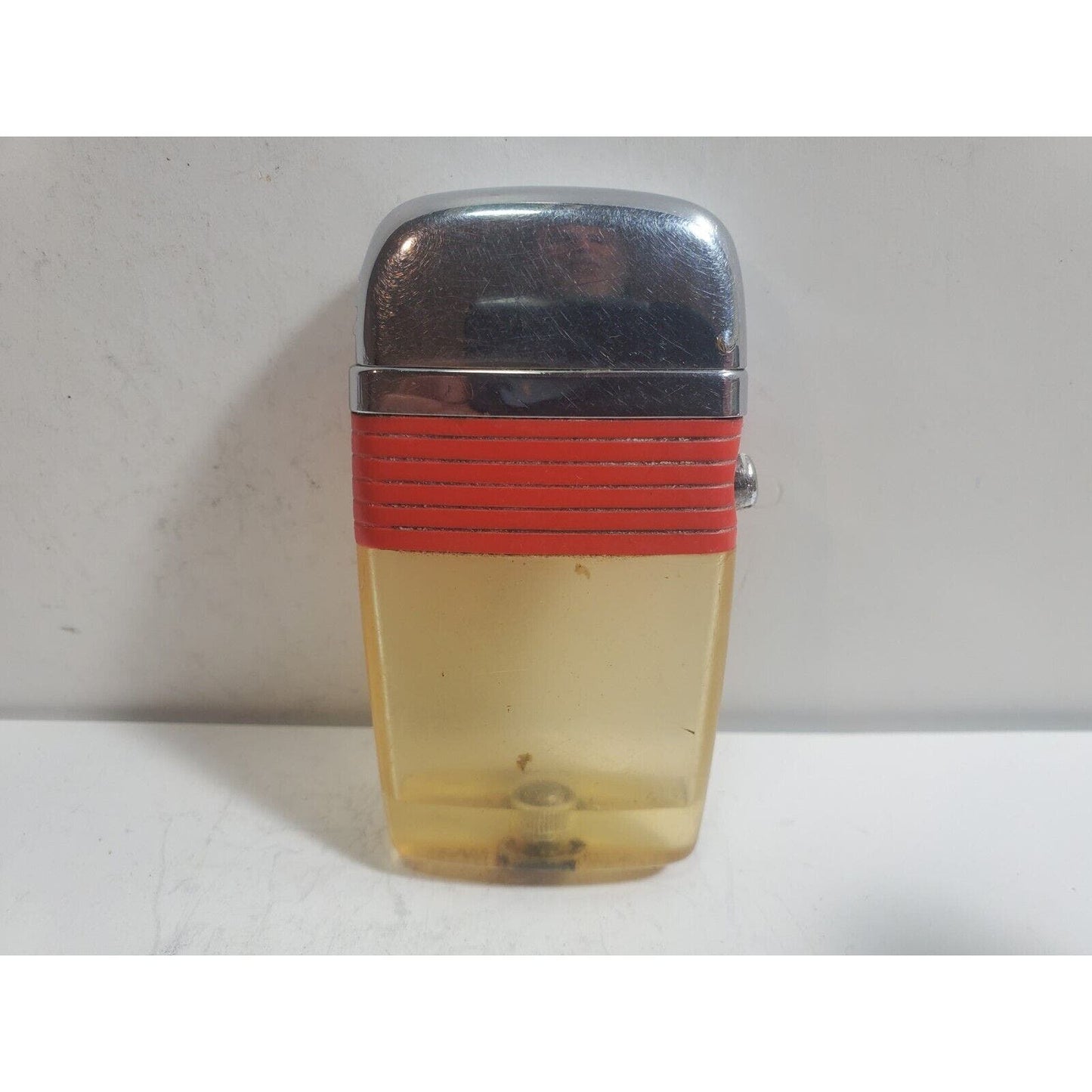 Vintage Working Scripto VU Lighter, Clear No Insert, Red 6058/29