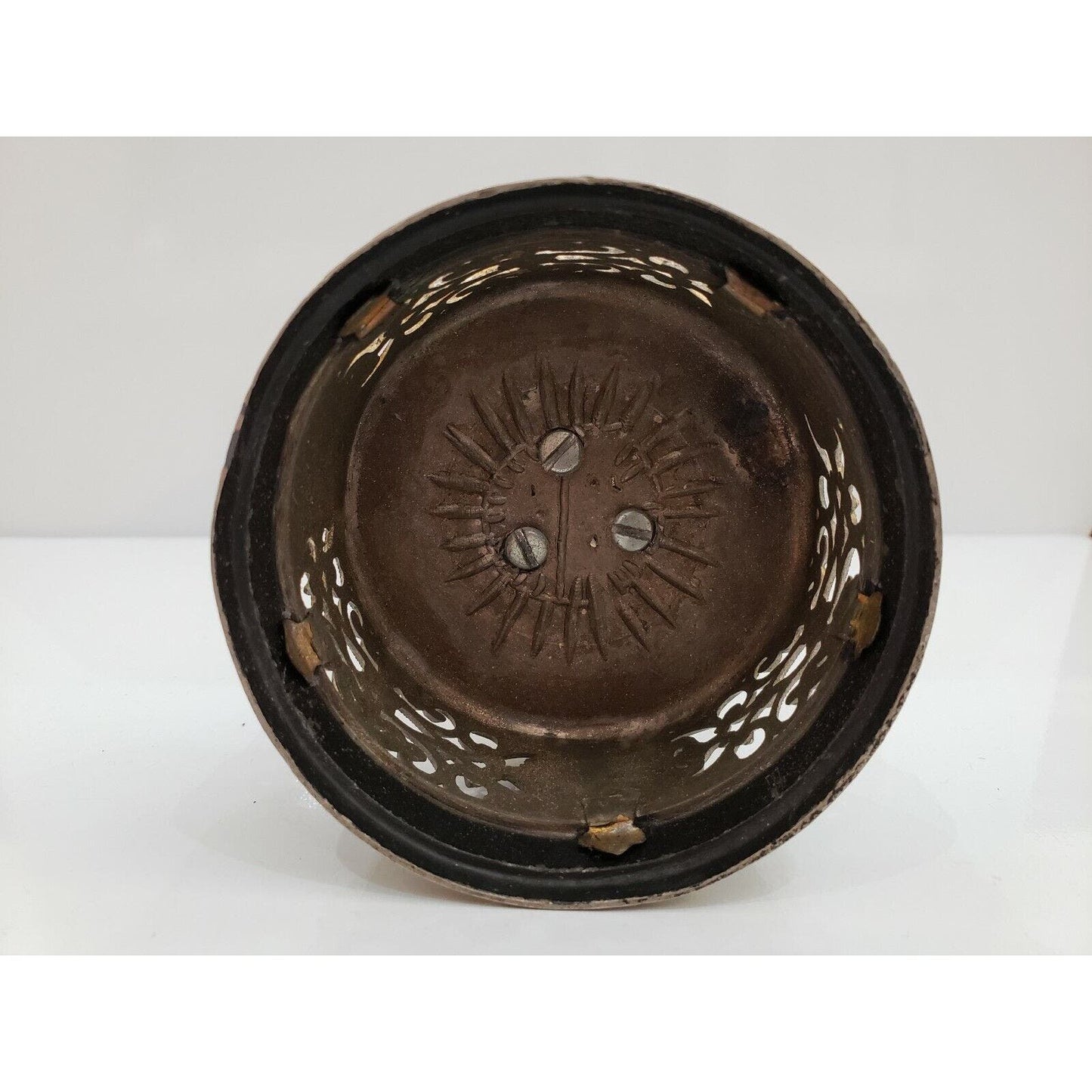 Vintage Working Lighter / 3 Naked Boys holds Urn With Lighter, 7"H 1907.47