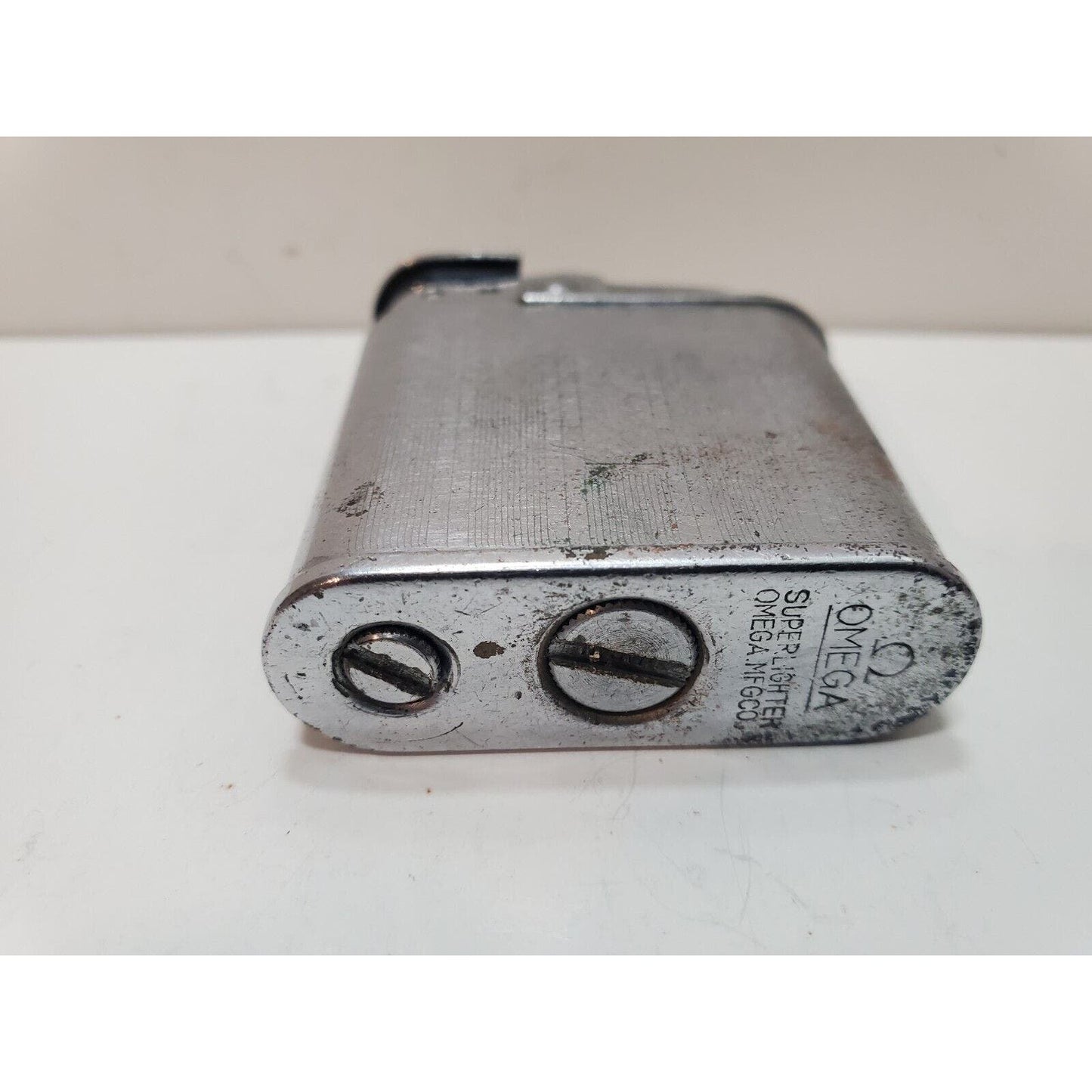 Vintage Working OMEGA Silver Tone Cigarette Lighter 6148/32