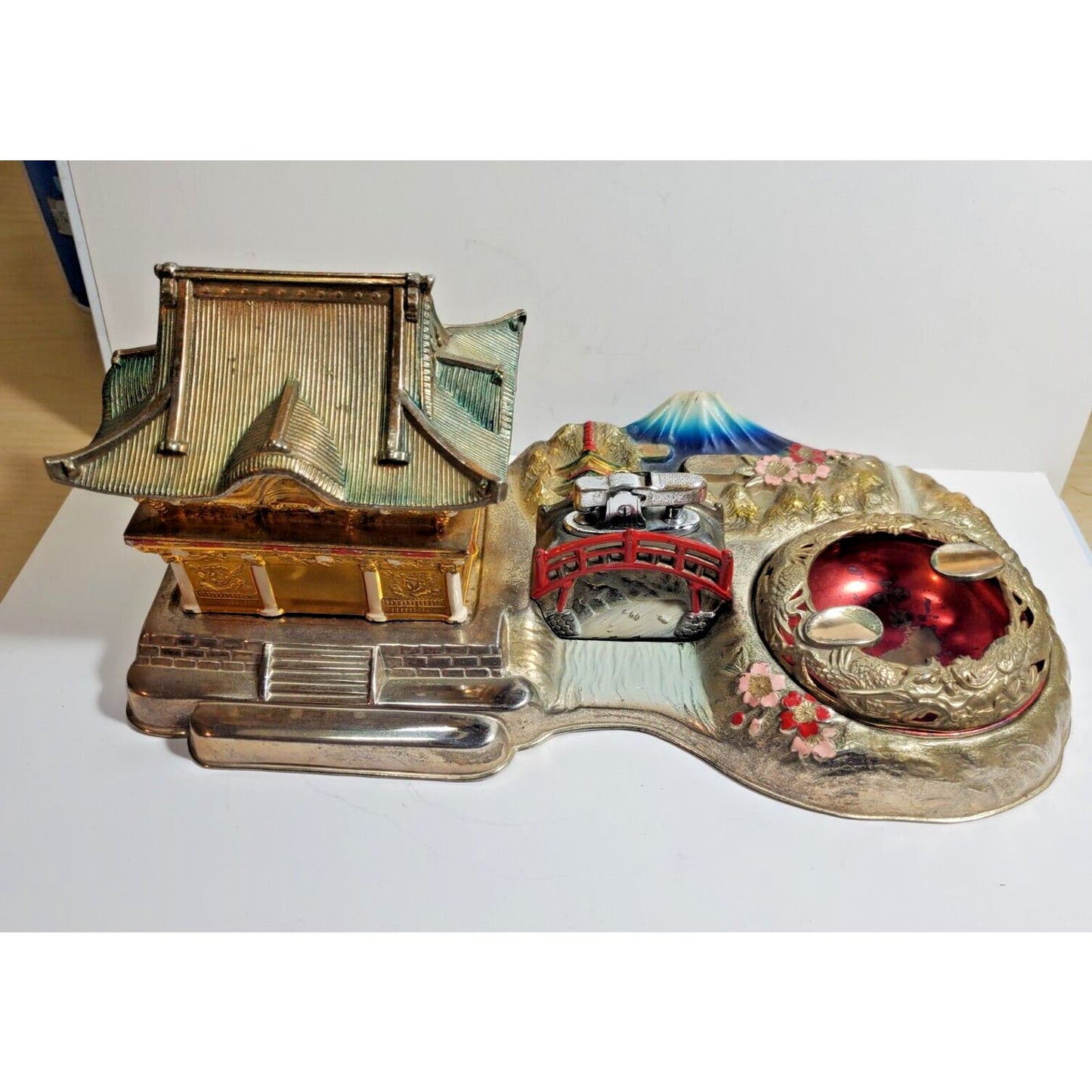 Vintage Mid Century Japan Smoking Working Lighter Dragon Ashtray, Cigarette Case