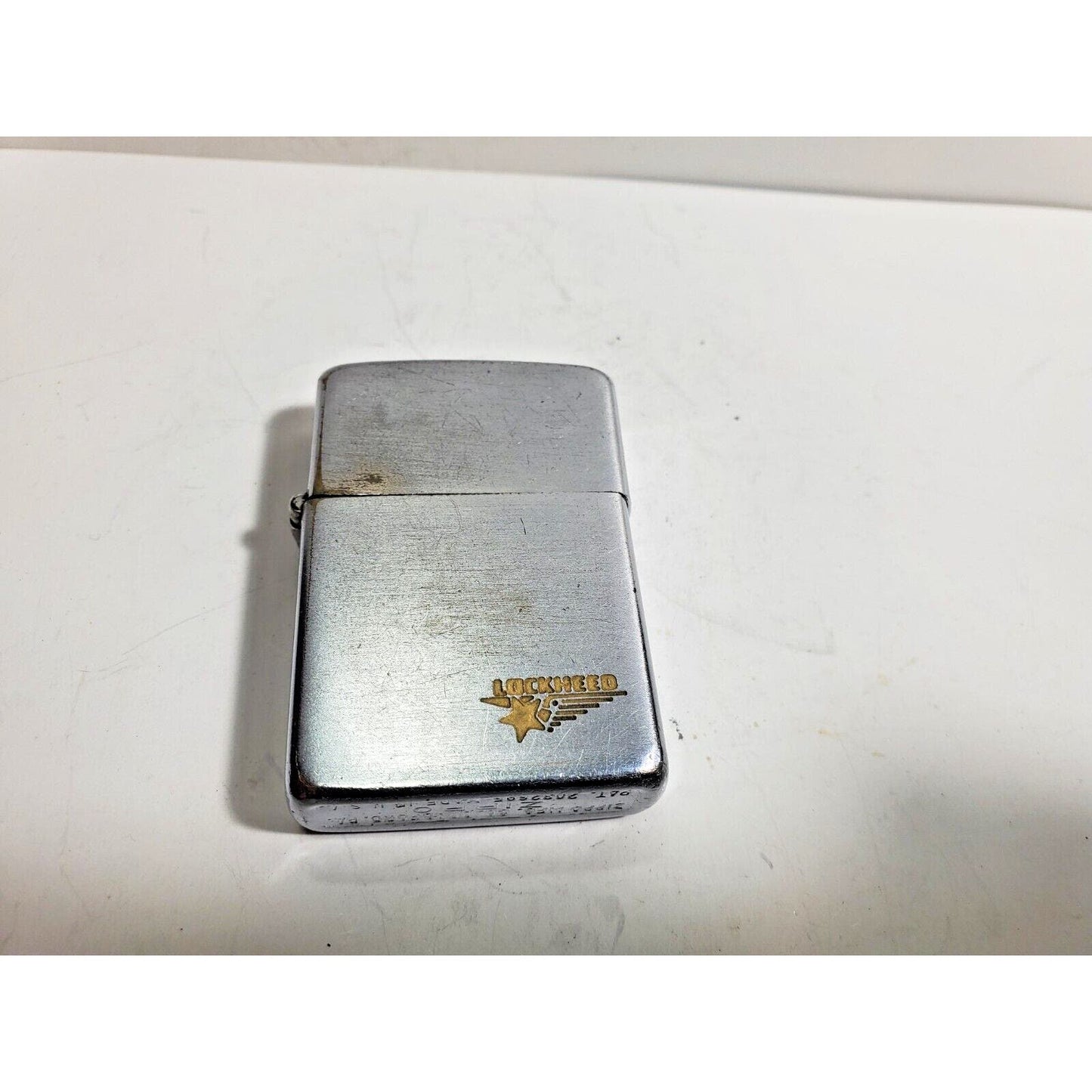 Vintage "Lockheed Aircraft" Logo Zippo Lighter Pat # 2042695 3 Barrel Hinge