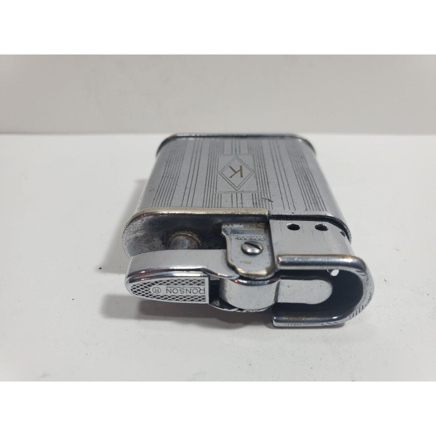 Vintage Working RONSON WHIRLWIND Silver Tone Lighter. 5829/26