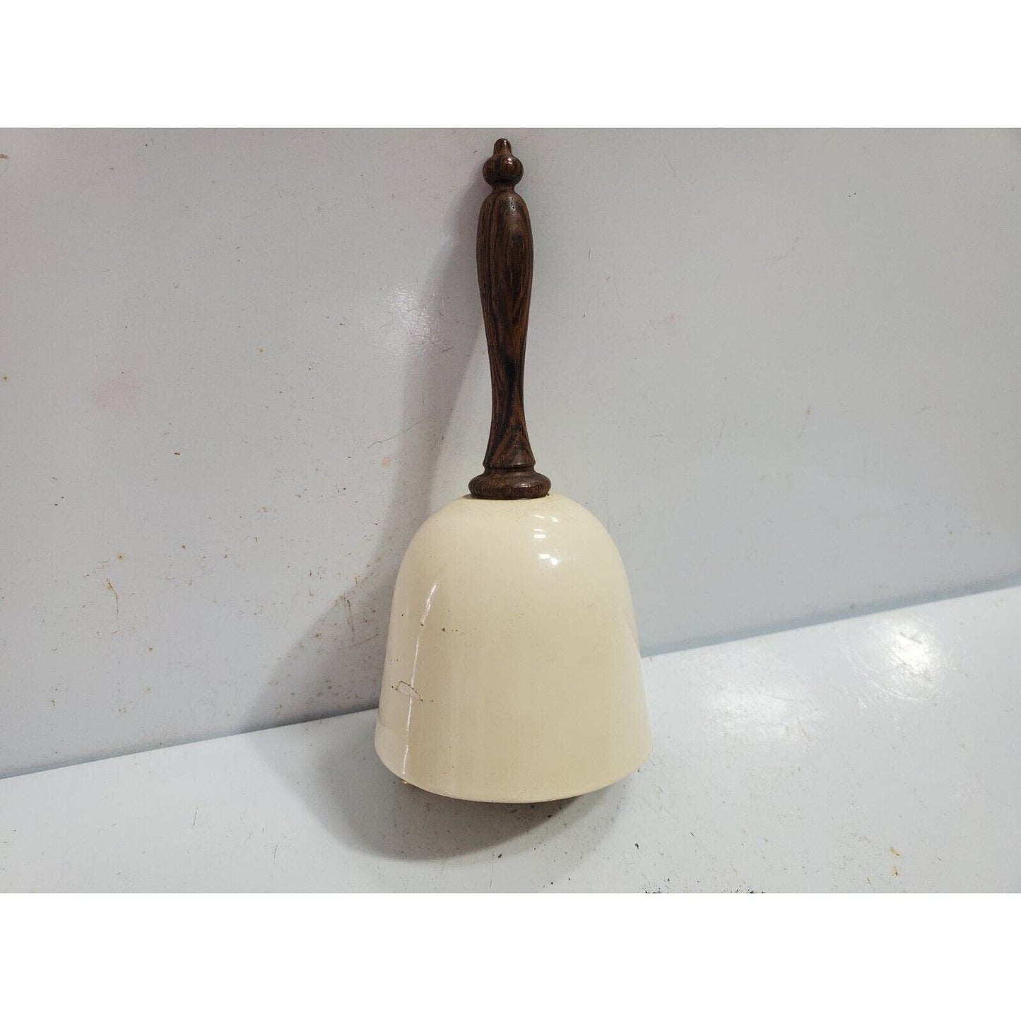 Vintage Working Ronson Table Lighter Varaflame Bell / USA Made 5067/13