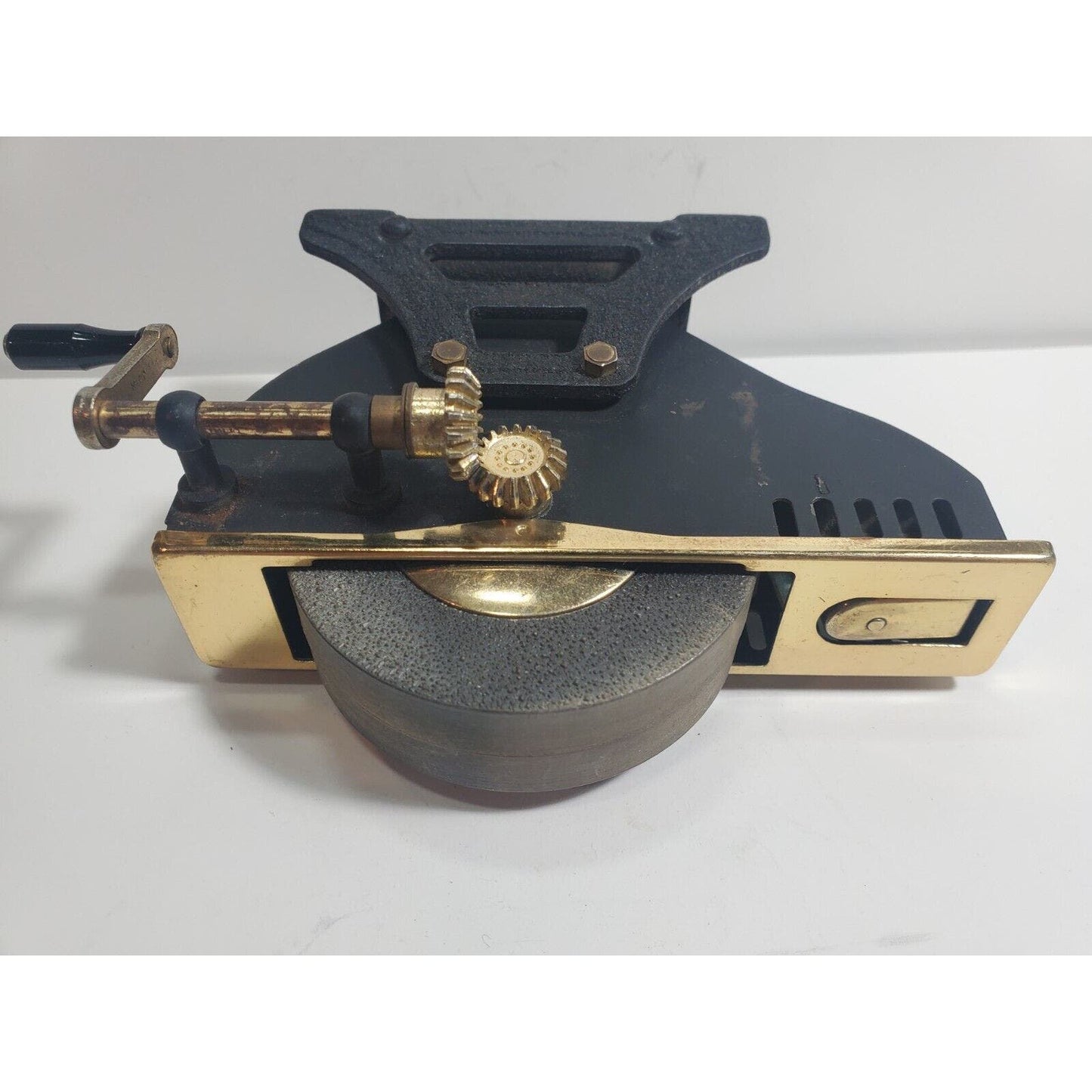 Vintage Rare Grinding Stone Wheel Sharpener Table Lighter 5801/40