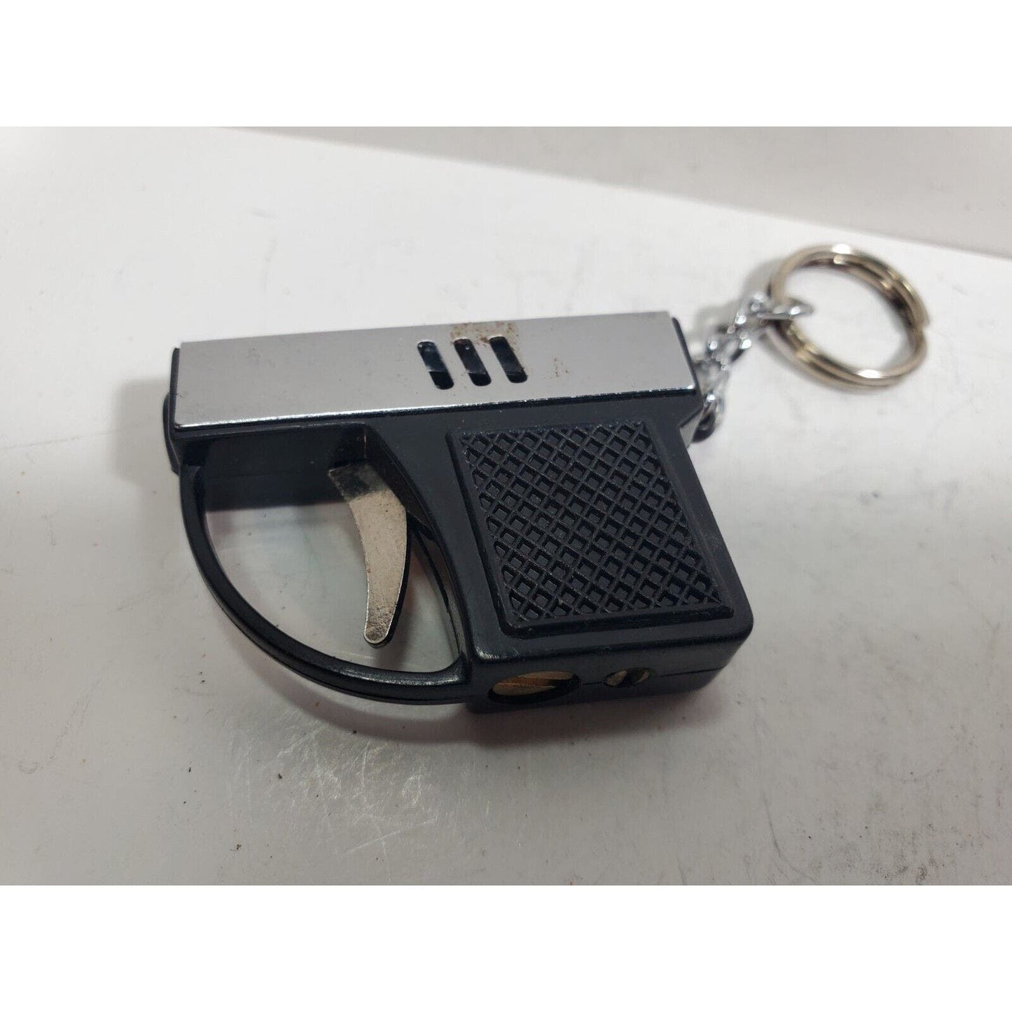 NOS Vintage Working Pistol Gun BUTANE Unlit Lighter 1 1/2" Keychain Fob 6065/28