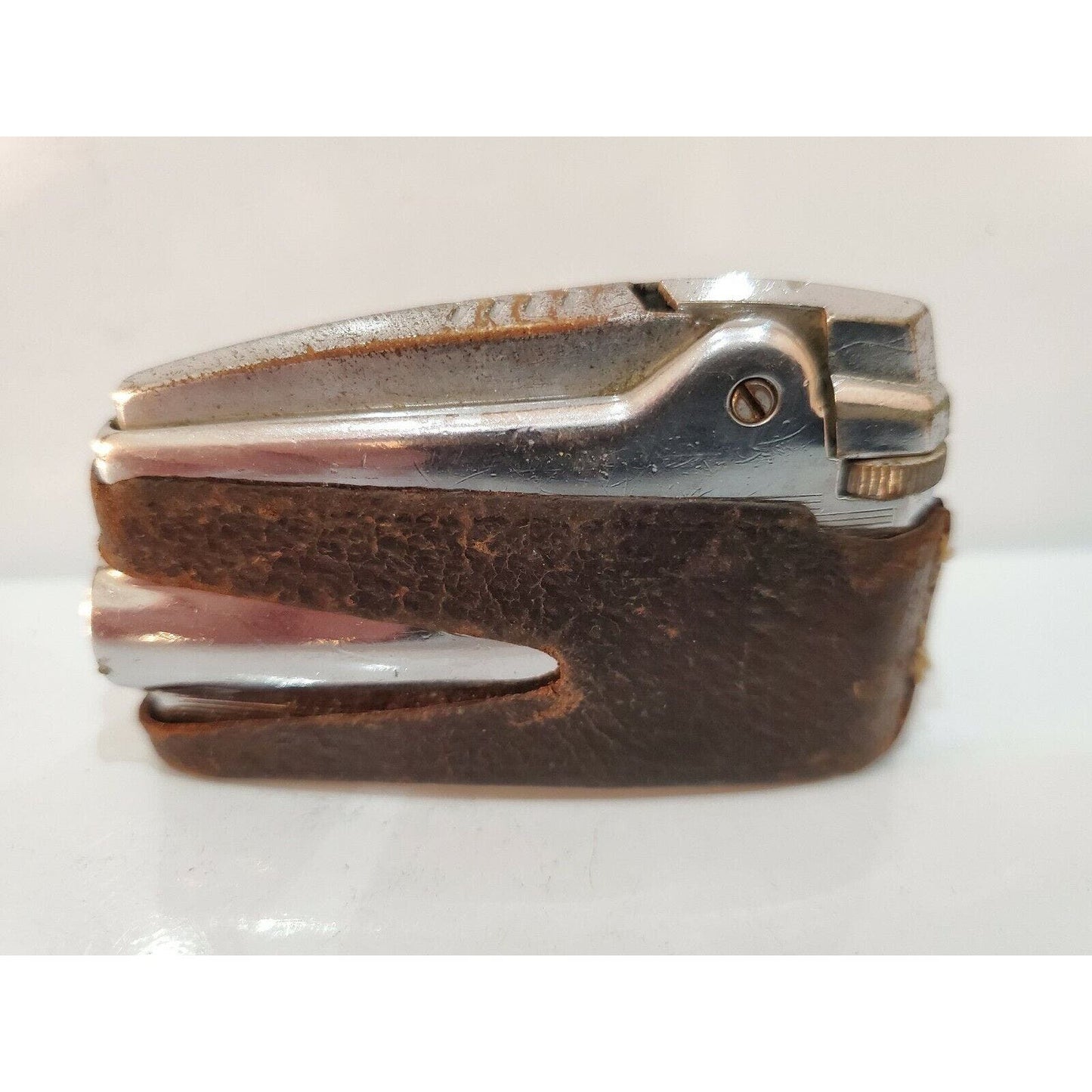 Vintage Working Ronson Premiere Leather Wrapped Adonis Varaflame Lighter 762/26