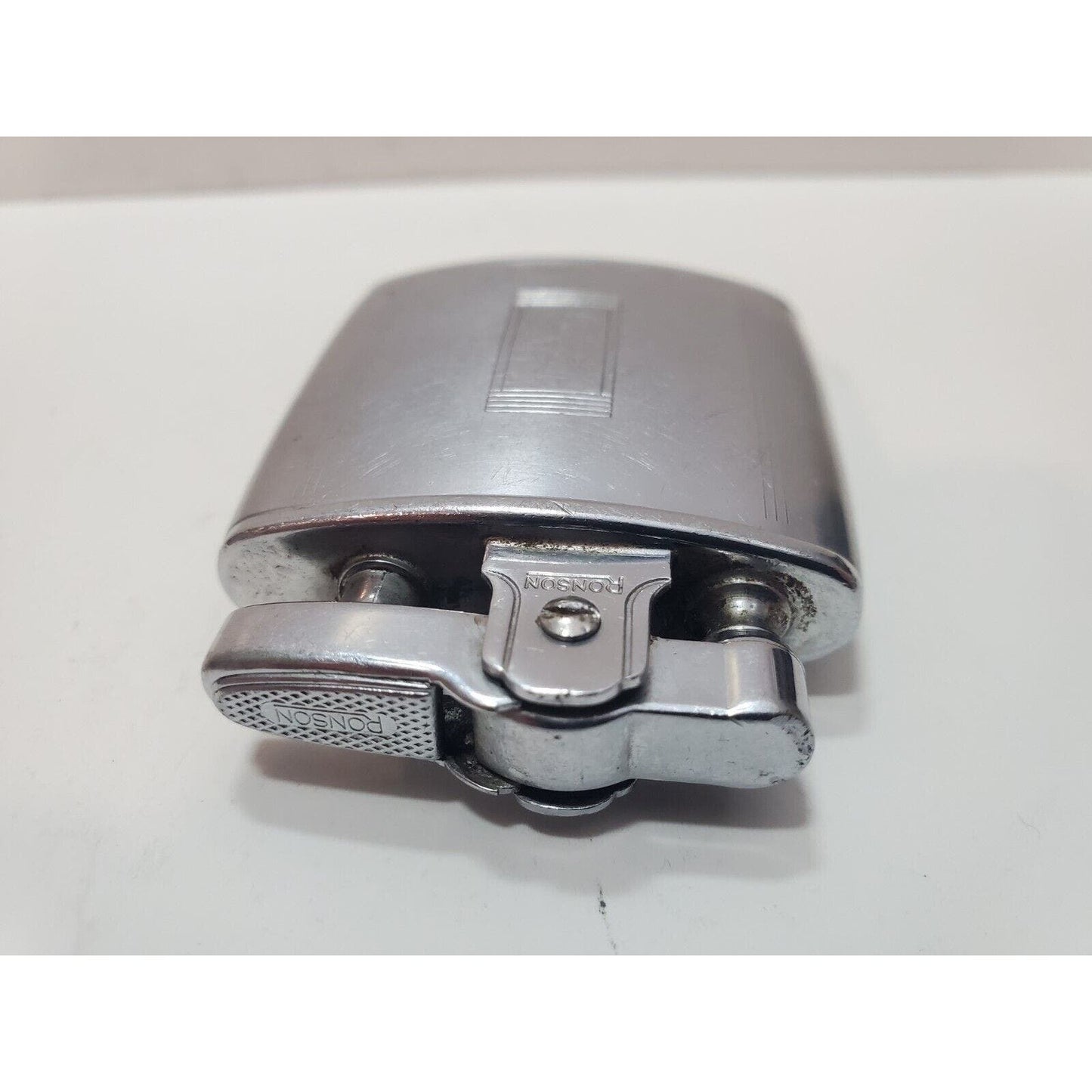 Vintage Working Ronson Standard Silver Tone Lighter / England Made 6103/26