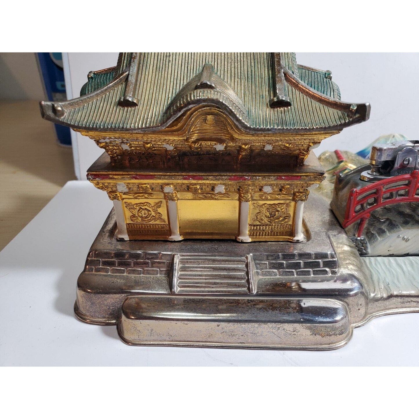 Vintage Mid Century Japan Smoking Working Lighter Dragon Ashtray, Cigarette Case