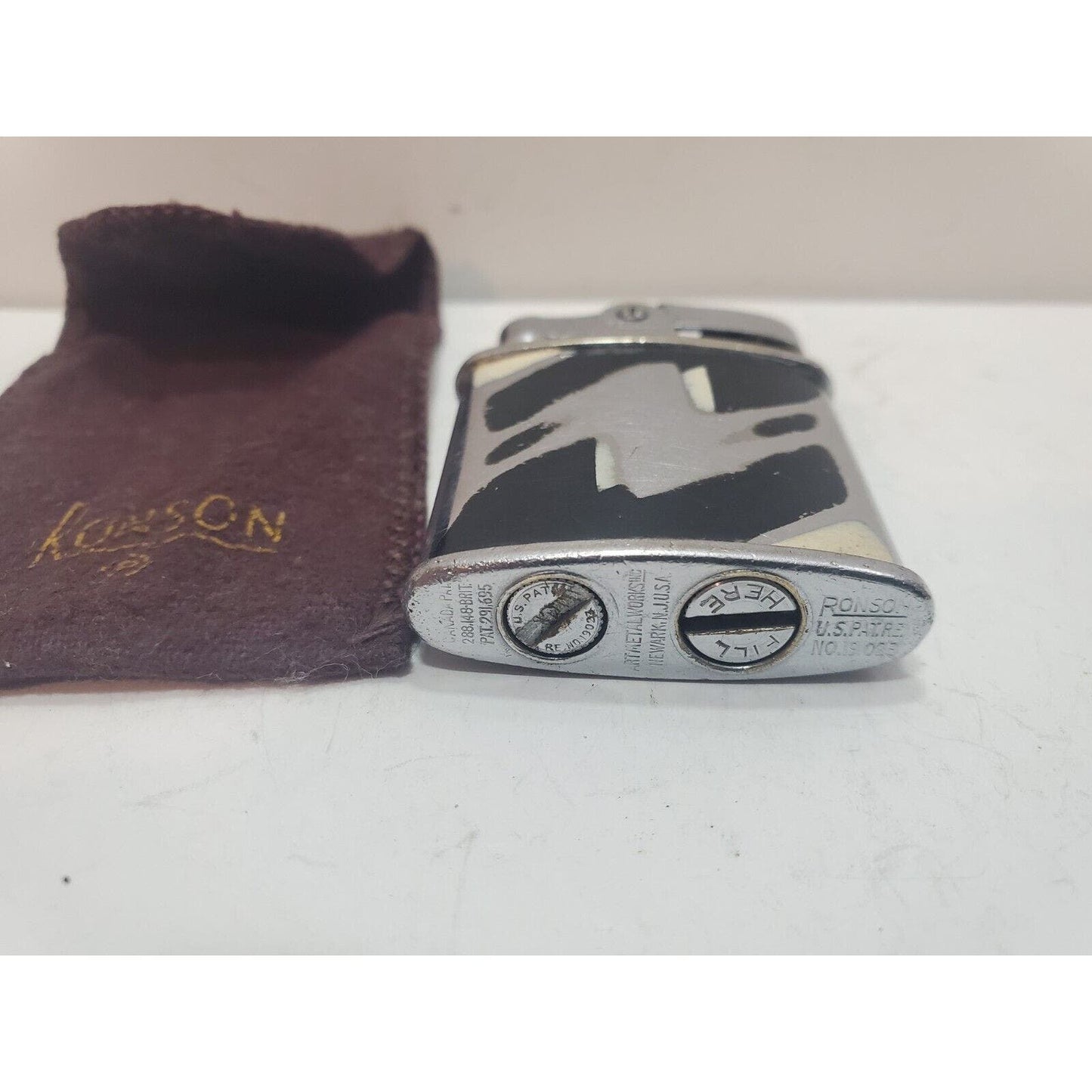 Working Vintage Ronson Art Metal Works Art Deco Enamel, Silver Lighter 6183/26