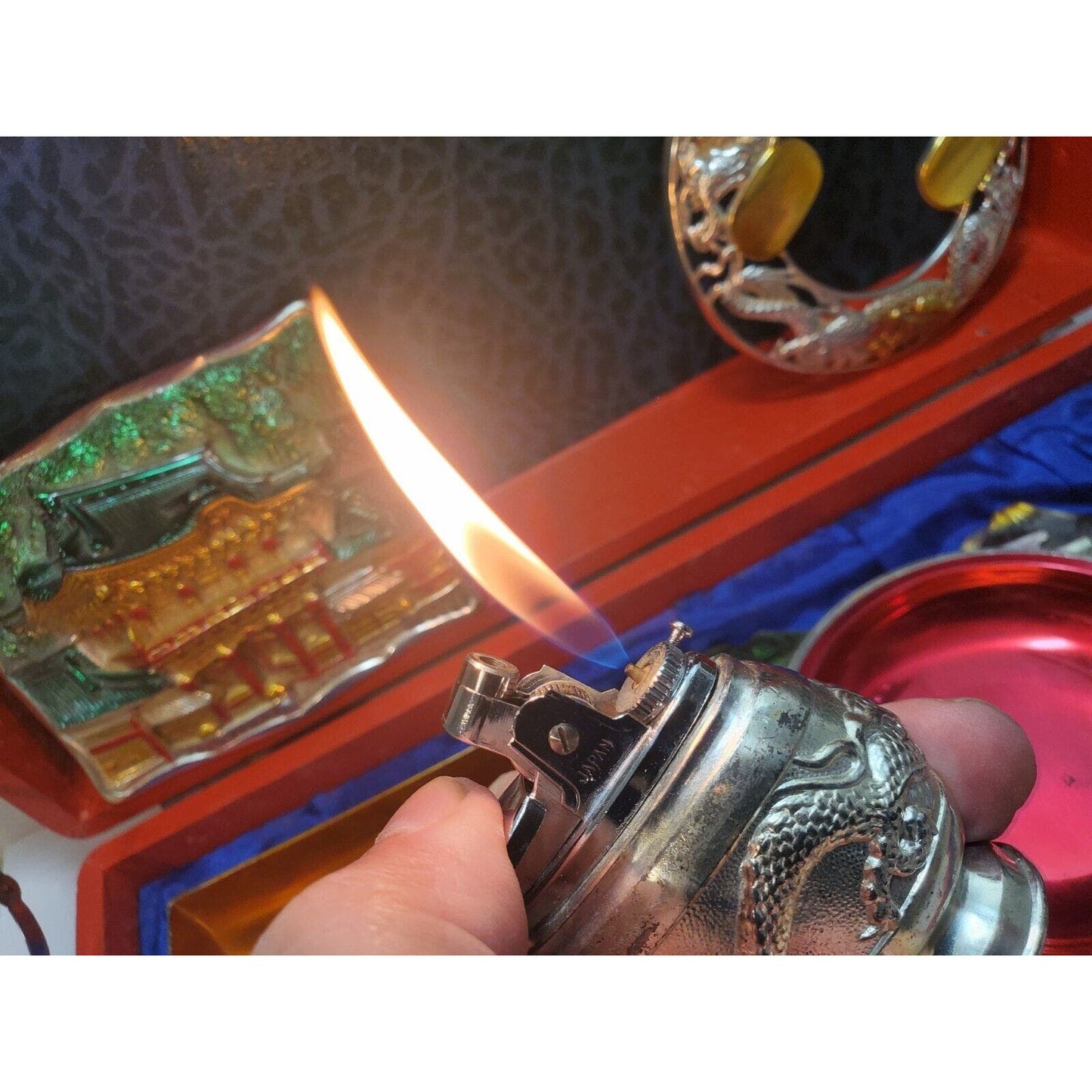 Vintage Japan DRAGON Smoking Set Lighter ,Ashtray and Holder Orig. Box 6294/48