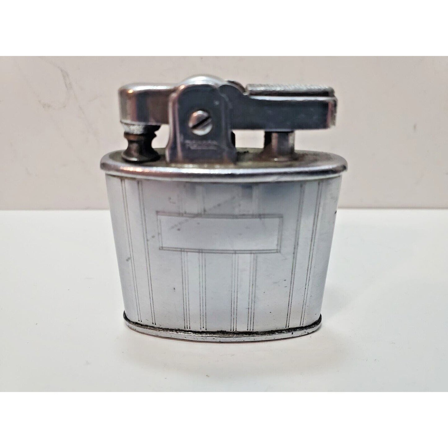 Vintage Working Ronson Standard Silver Tone Lighter 6100/26