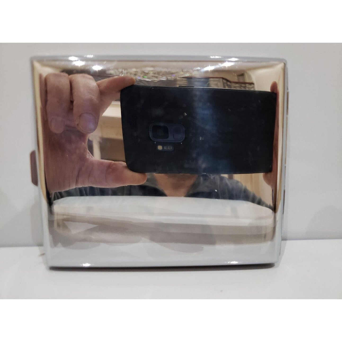 Vintage United States Air Force USAF 5th AFH, 18th F. B. W. INSIGNIA Eamel Case