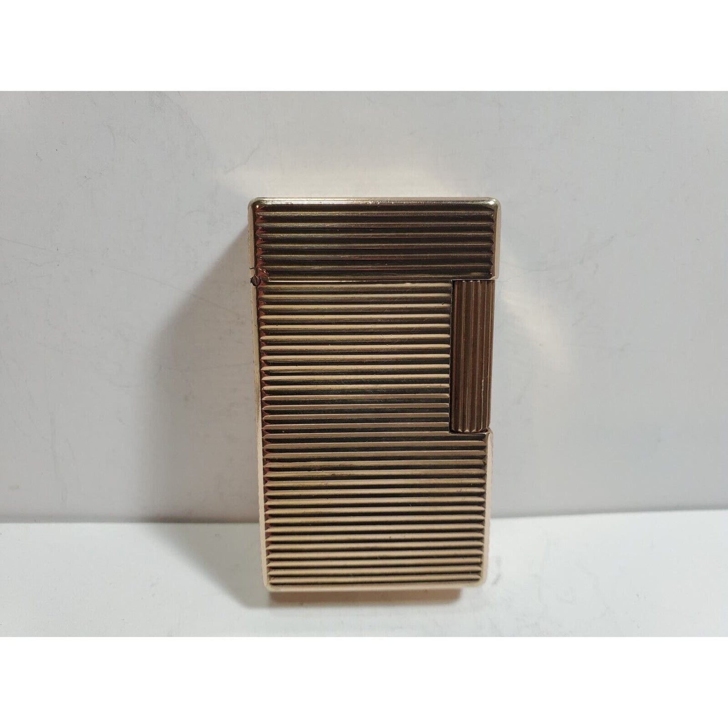 ST Dupont Lighter Line 1 Large- Paris, France- Gold-Plated 20 microns 5768/37