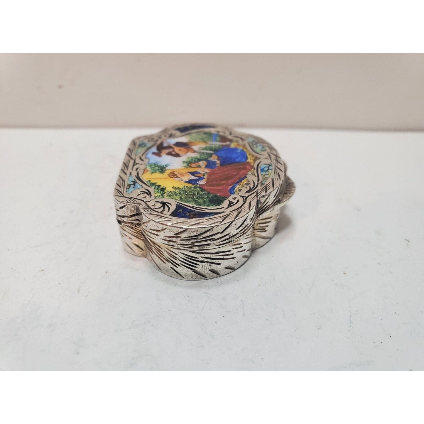 Vintage Italian Sterling Silver Enamel Love Couple Snuff Pill Trinket Box Case