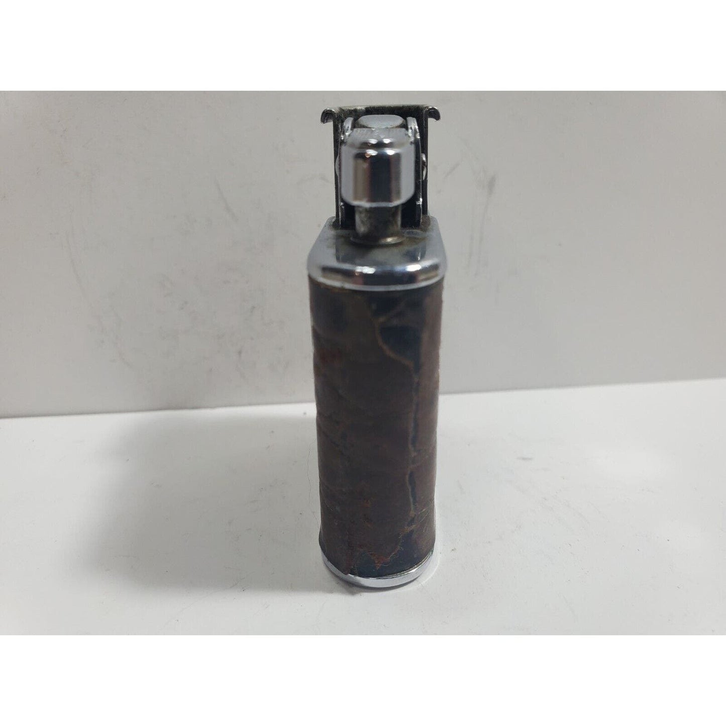 Vintage Working RONSON WHIRLWIND Leather Wrapped, Silver Tone Lighter. 5826/26