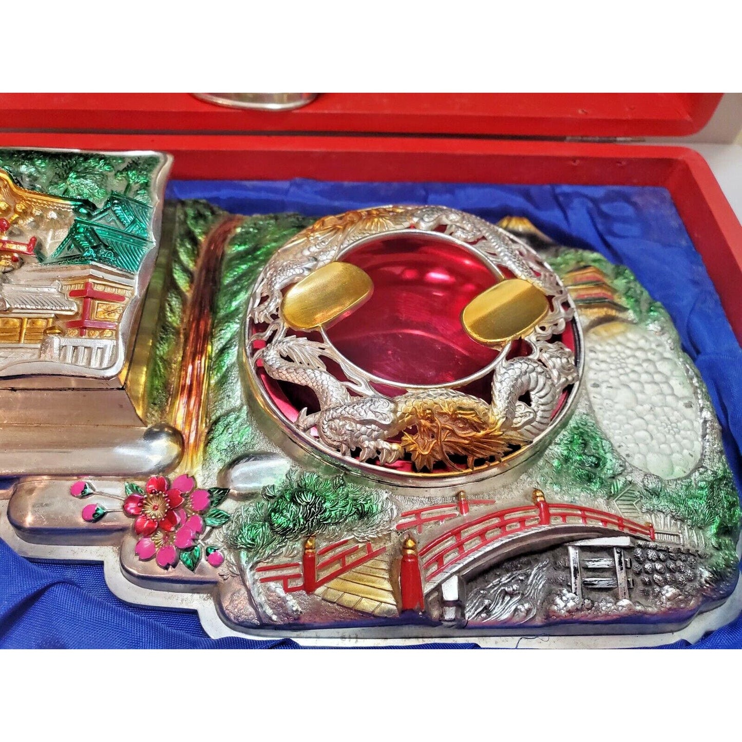 Vintage Japan DRAGON Smoking Set Lighter ,Ashtray and Holder Orig. Box 6294/48