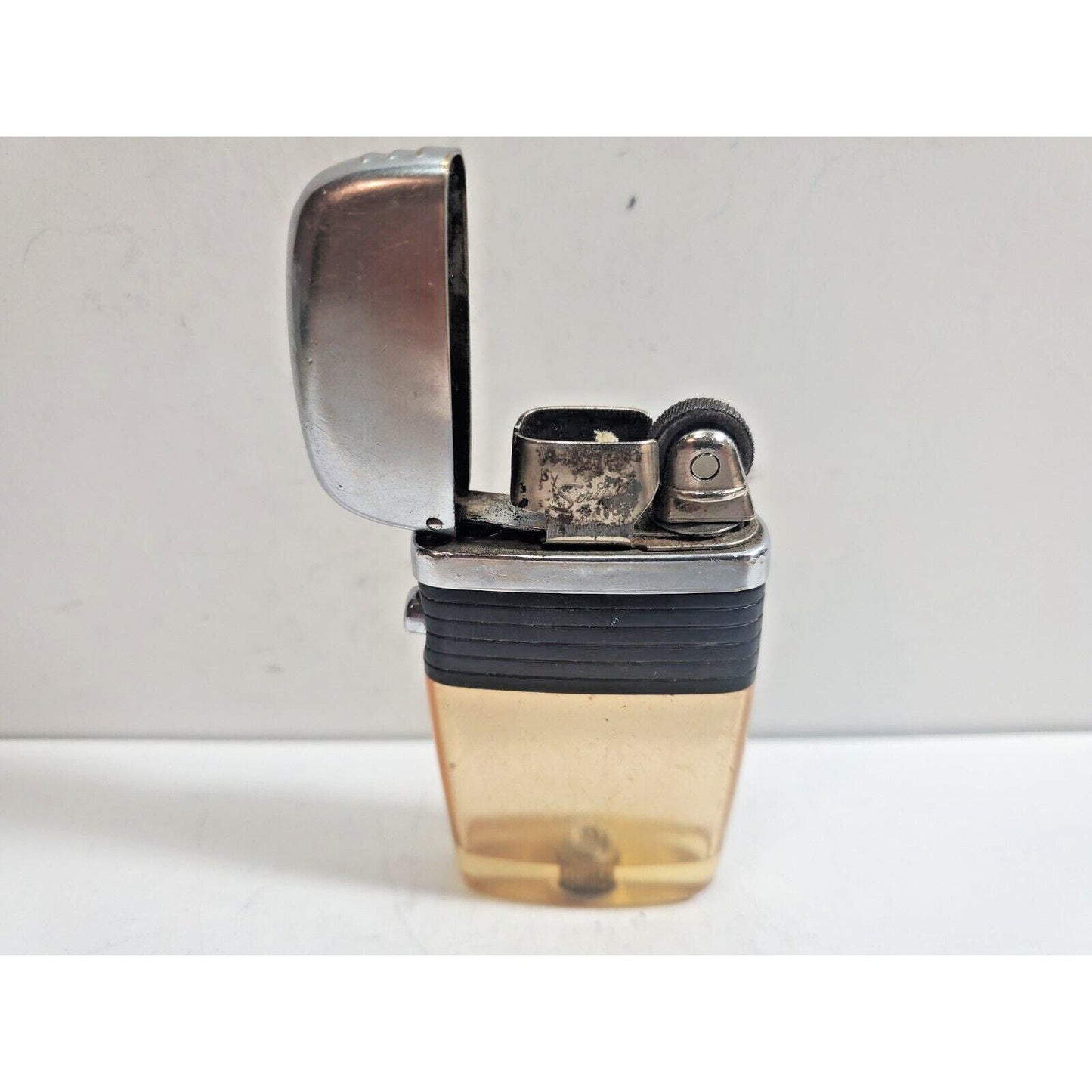 Vintage Working Scripto VU Lighter, Clear No Insert, Black 6061/29