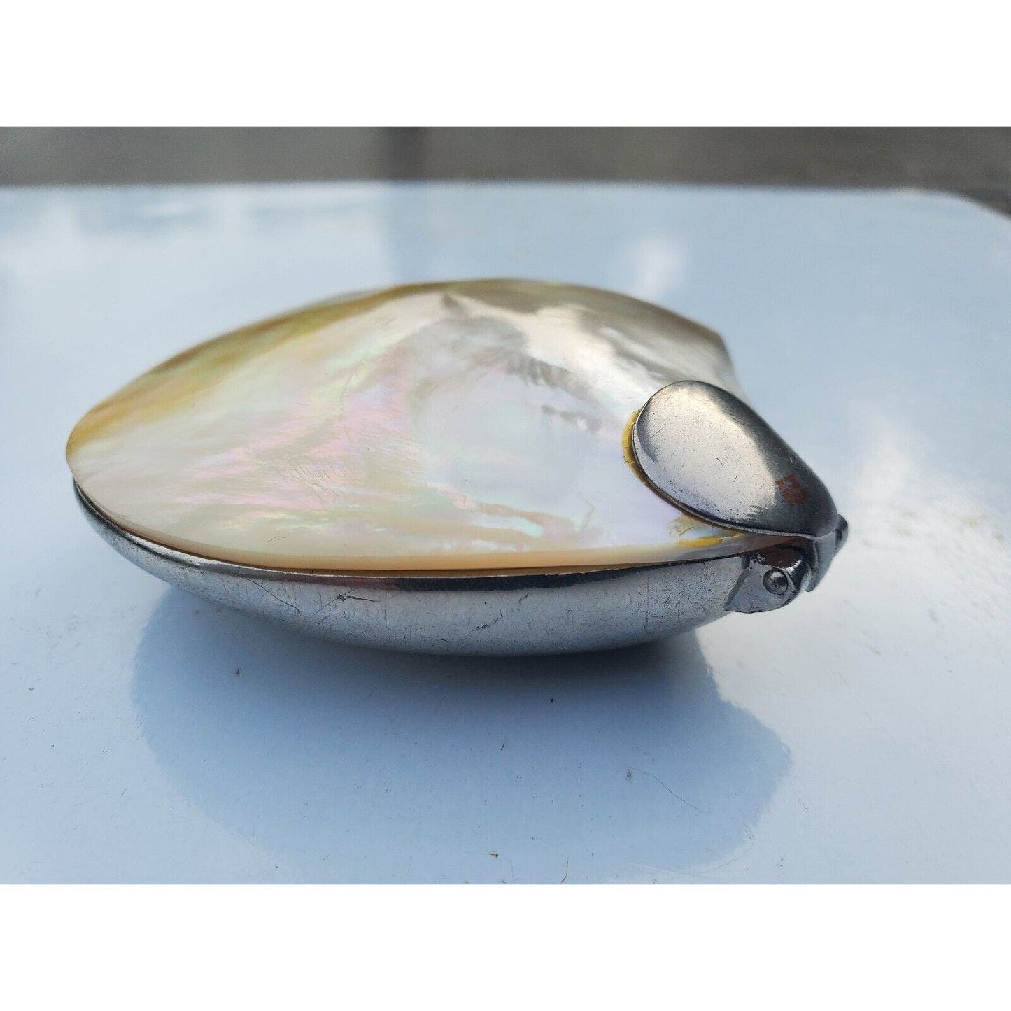 Vintage Mother of Pearl Abalone Seashell Shaped Hinged Trinket Pill Box 3"