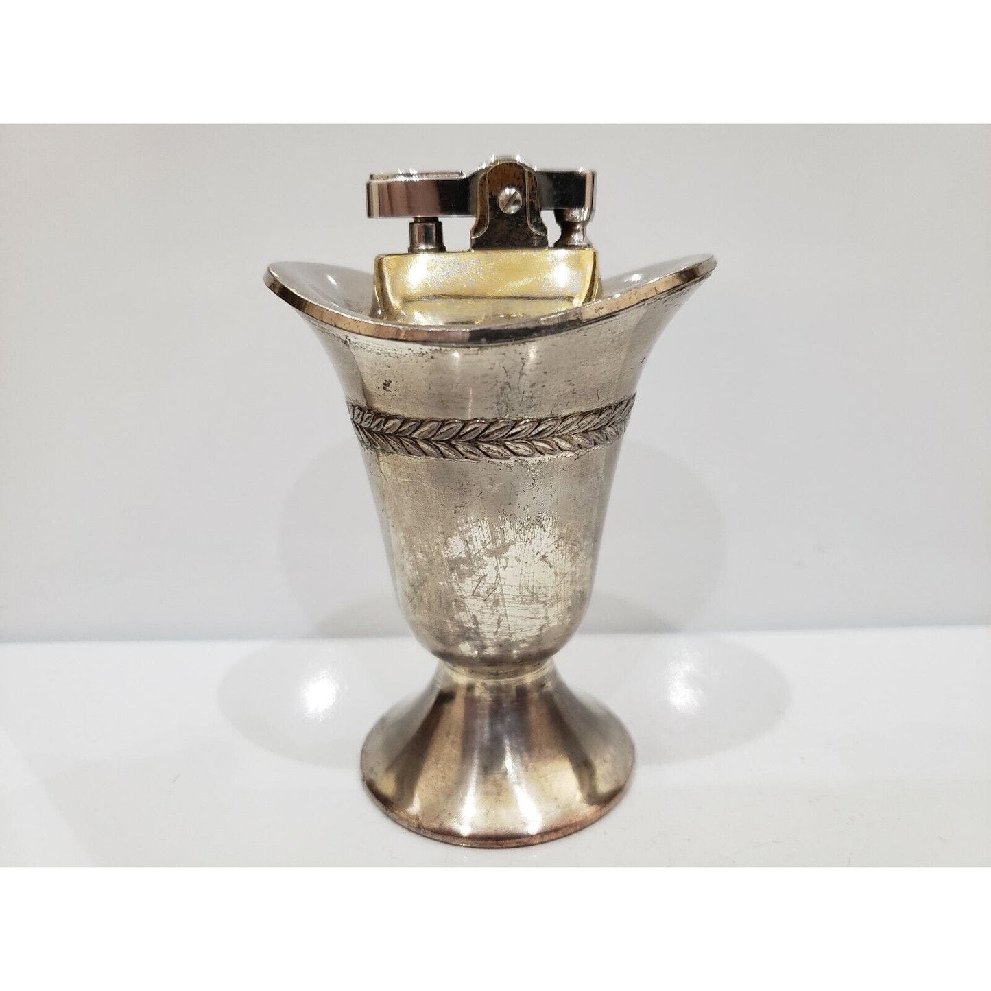 Vintage Working Silver Baroque 4 1/4" Table Lighter 541/23