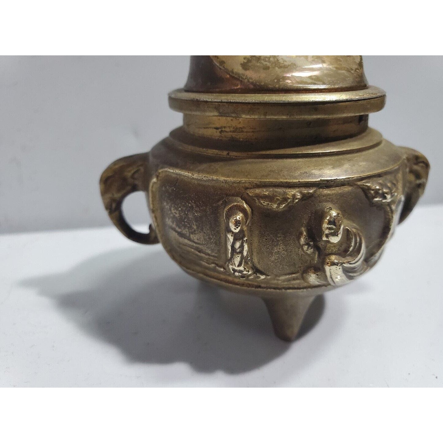 Vintage Working MONK PRAYING Brass Table Lighter / RARE 5361/22