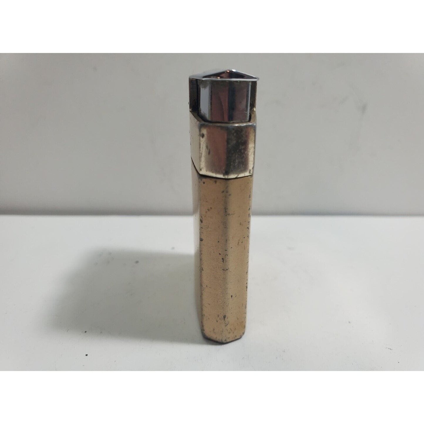 Vintage Working Ronson Kadet Gold Tone Lighter 5822/26